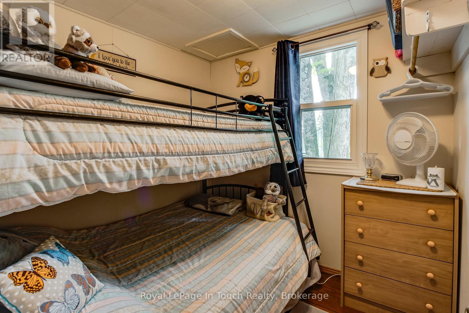 












9 EARLDOM BOULEVARD

,
Tay (Port McNicoll),




Ontario
L0K1R0

