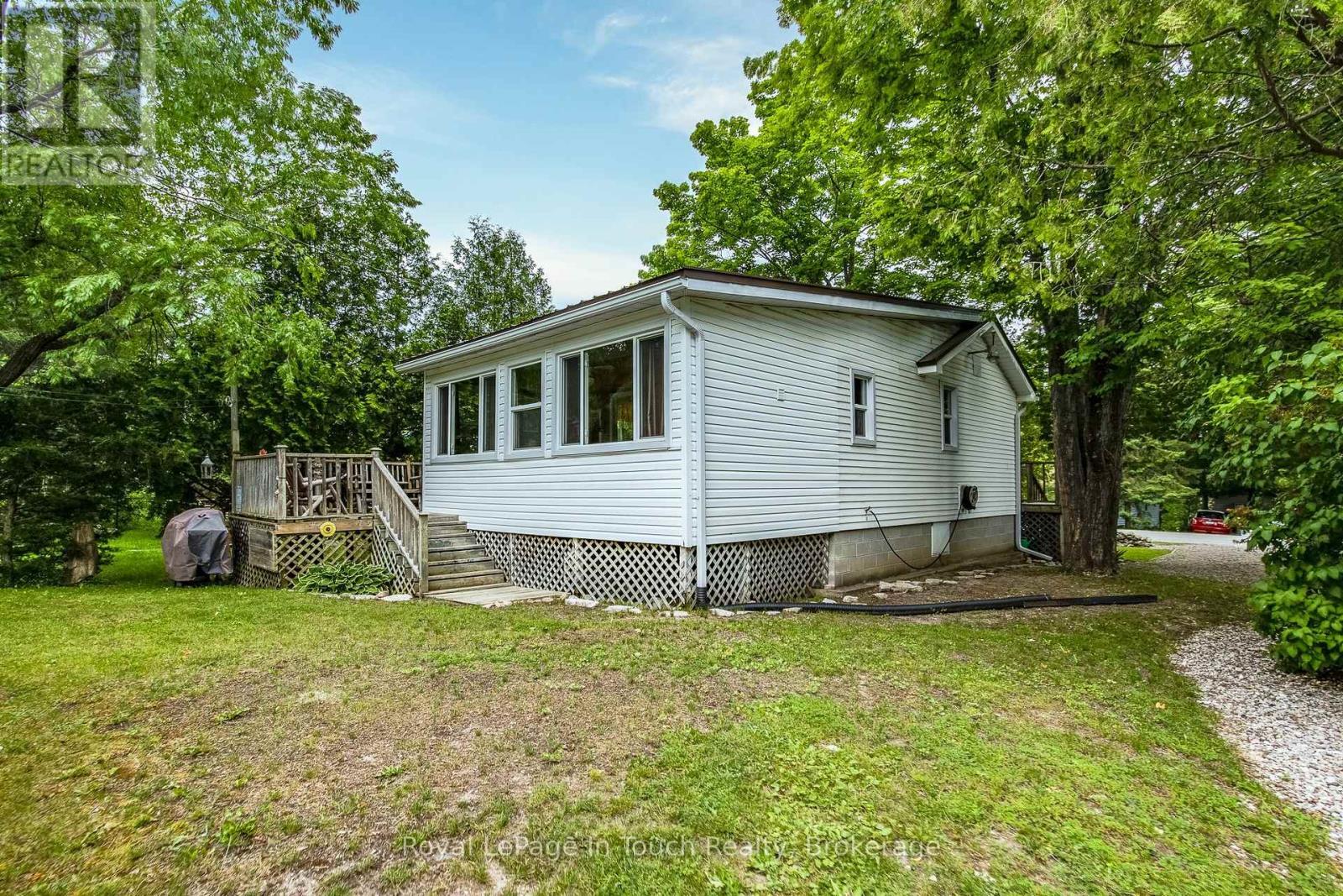 












9 EARLDOM BOULEVARD

,
Tay (Port McNicoll),




Ontario
L0K1R0

