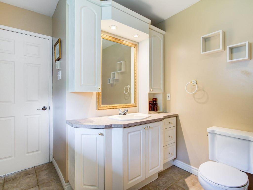 









400


Rue Ste-Thérèse

,
Sainte-Sophie,




QC
J5J2T1

