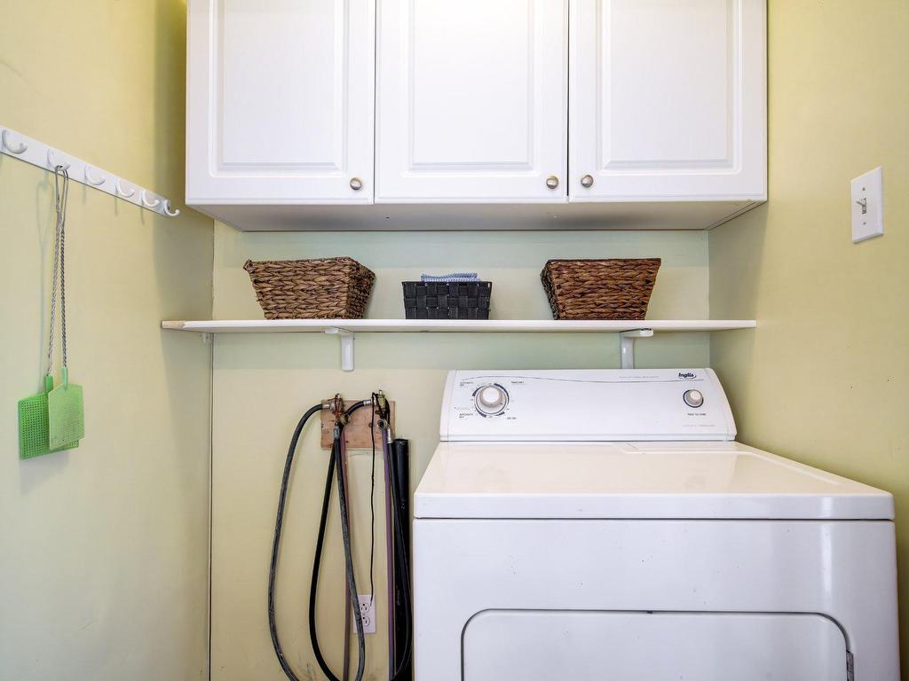 









400


Rue Ste-Thérèse

,
Sainte-Sophie,




QC
J5J2T1

