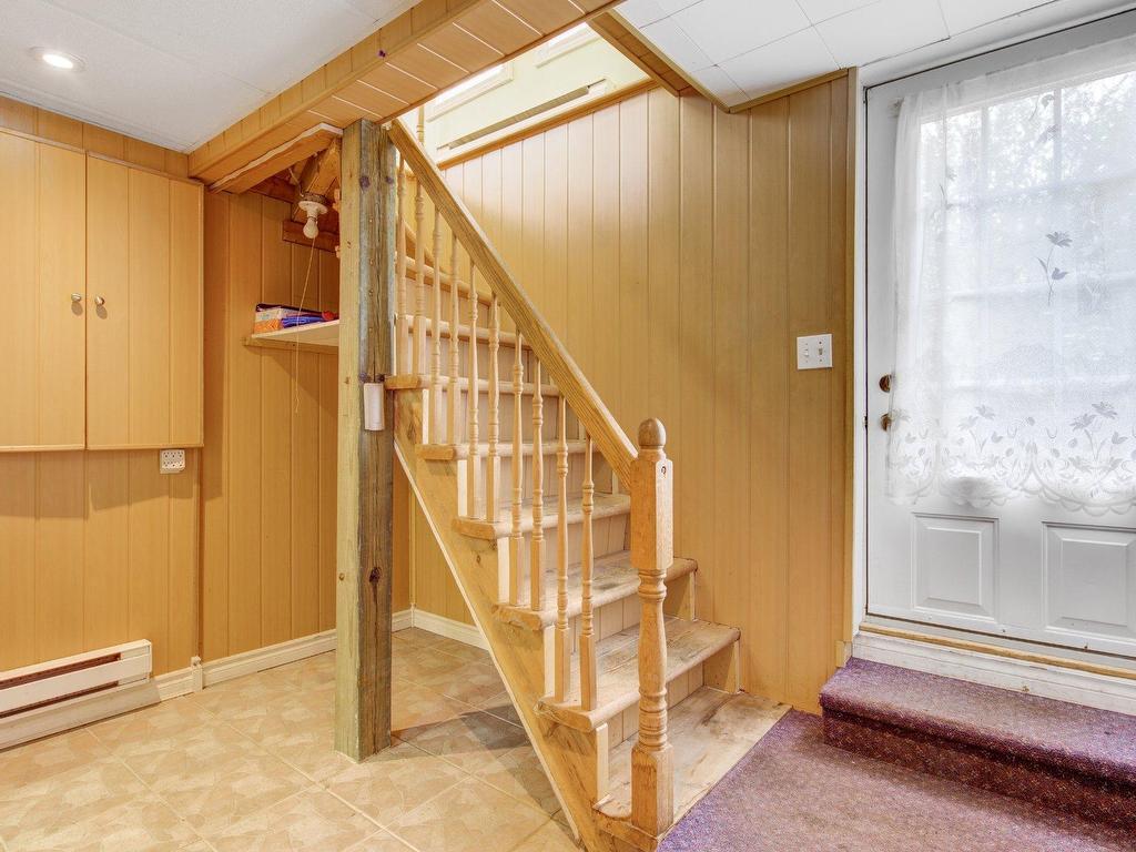 









400


Rue Ste-Thérèse

,
Sainte-Sophie,




QC
J5J2T1

