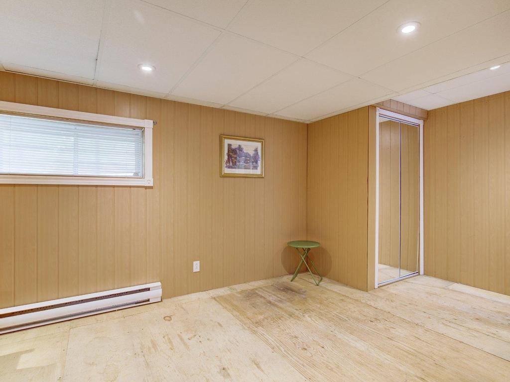 









400


Rue Ste-Thérèse

,
Sainte-Sophie,




QC
J5J2T1

