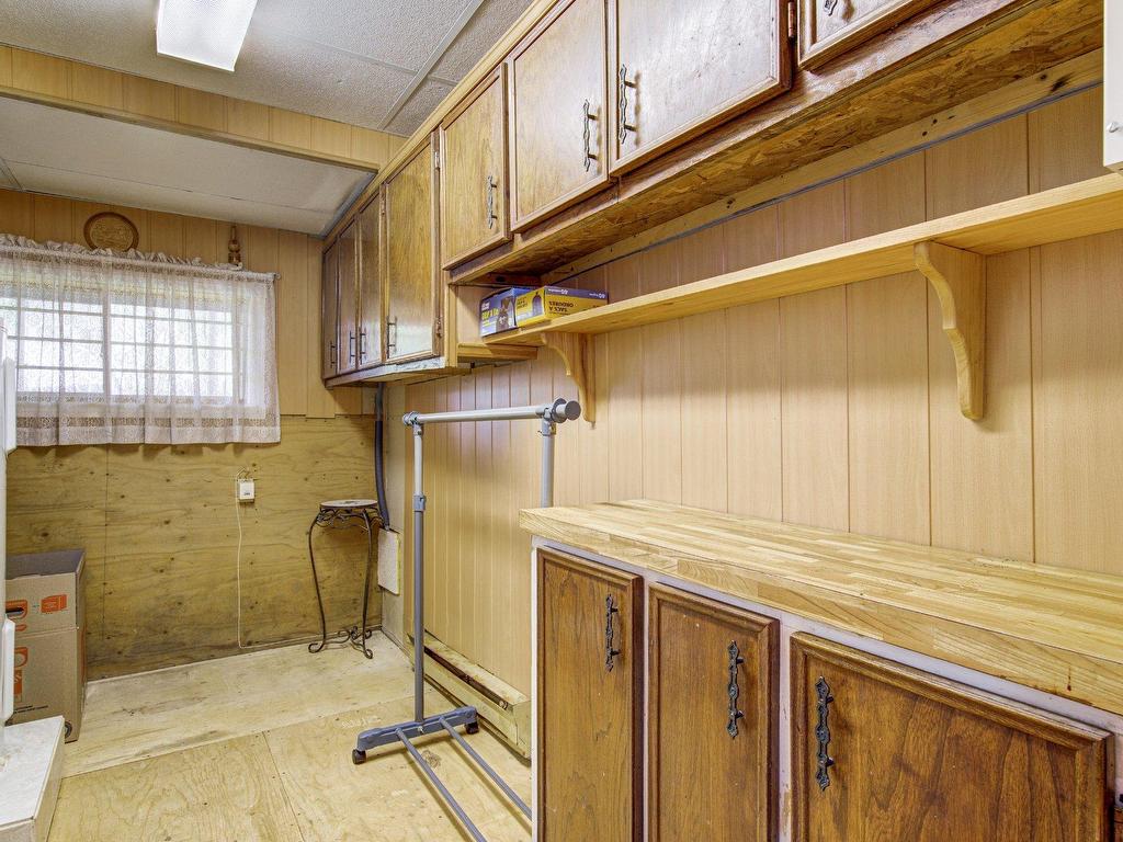 









400


Rue Ste-Thérèse

,
Sainte-Sophie,




QC
J5J2T1

