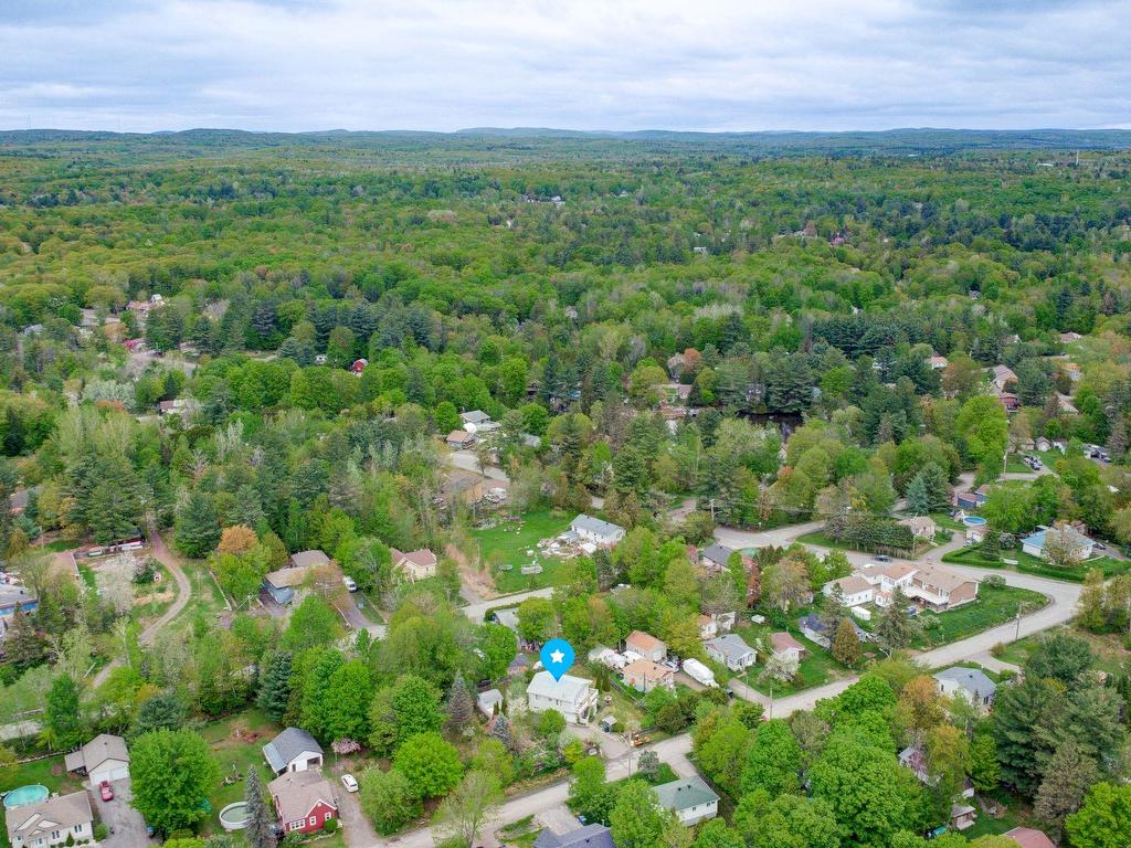 









400


Rue Ste-Thérèse

,
Sainte-Sophie,




QC
J5J2T1

