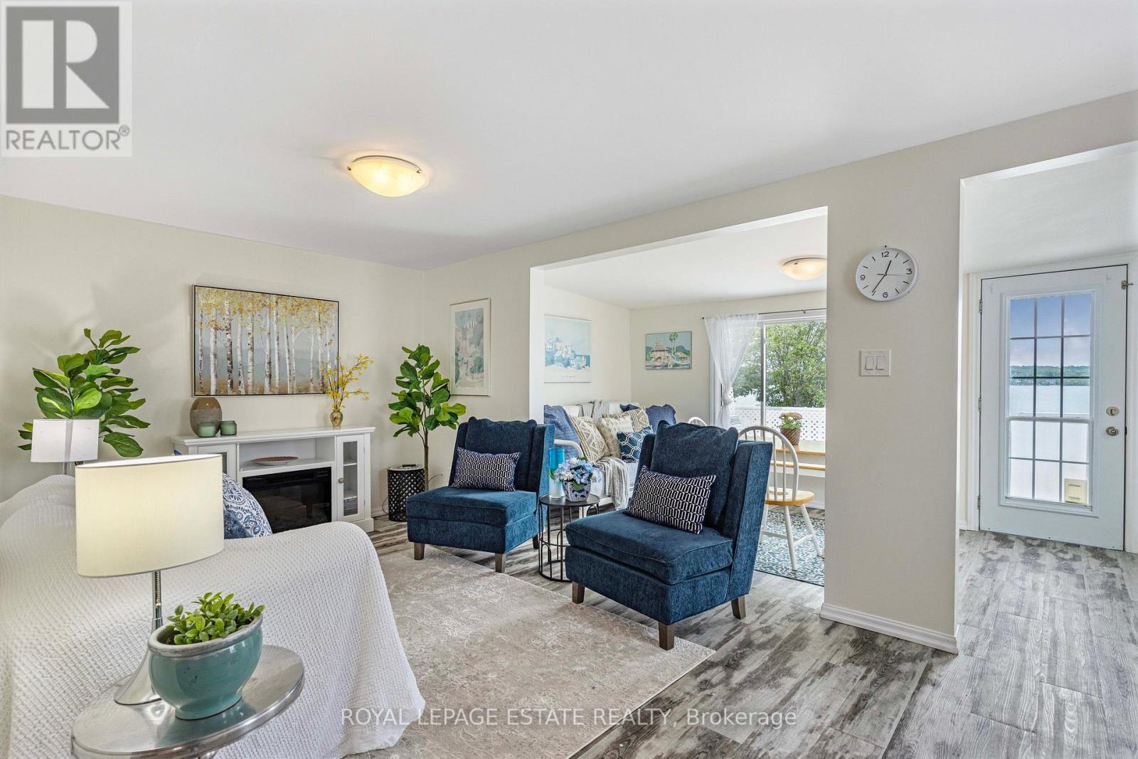 












2233 NORTH ORR LAKE ROAD

,
Springwater,




Ontario
L0L1P0

