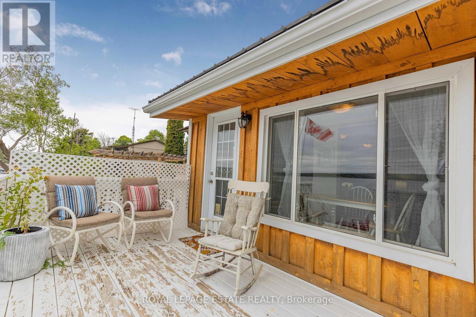 












2233 NORTH ORR LAKE ROAD

,
Springwater,




Ontario
L0L1P0

