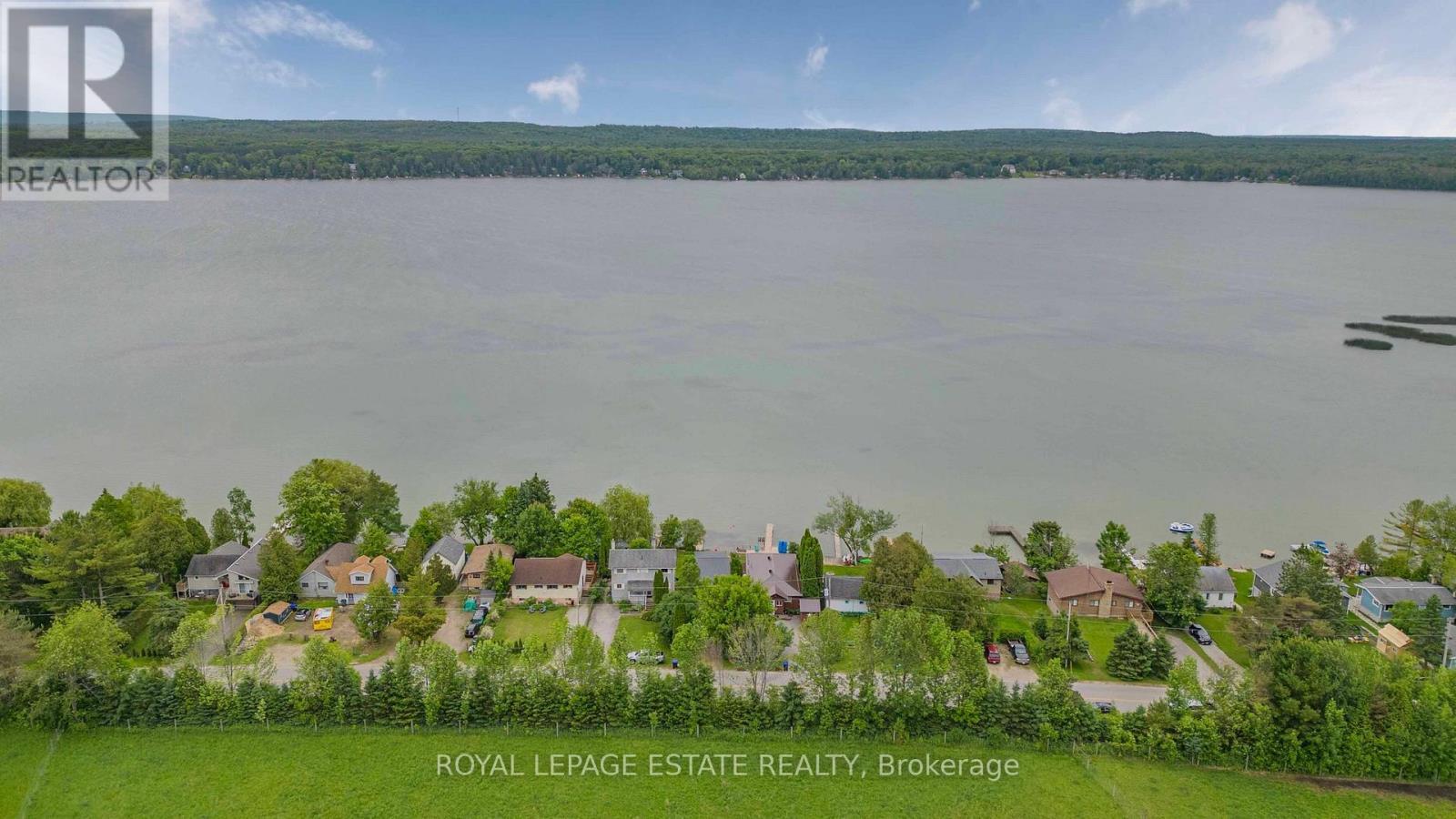 












2233 NORTH ORR LAKE ROAD

,
Springwater,




Ontario
L0L1P0

