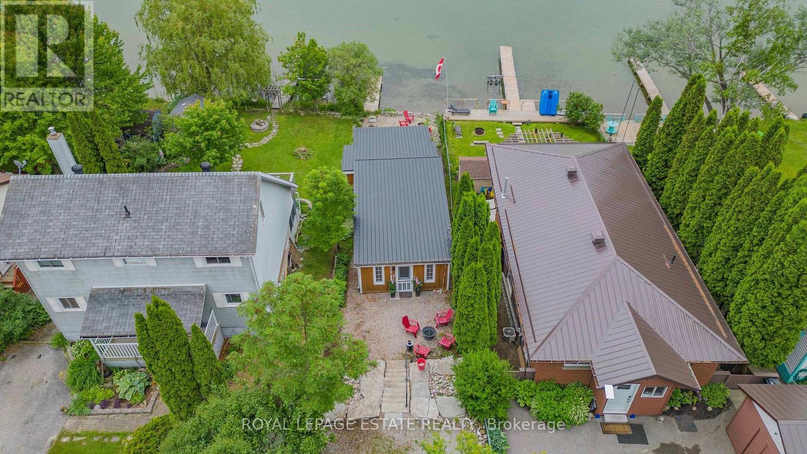 












2233 NORTH ORR LAKE ROAD

,
Springwater,




Ontario
L0L1P0

