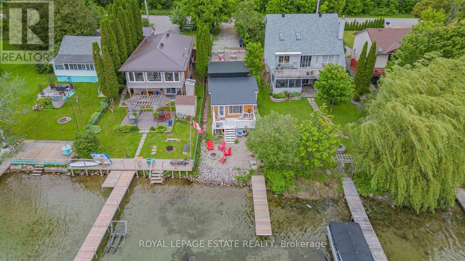 












2233 NORTH ORR LAKE ROAD

,
Springwater,




Ontario
L0L1P0

