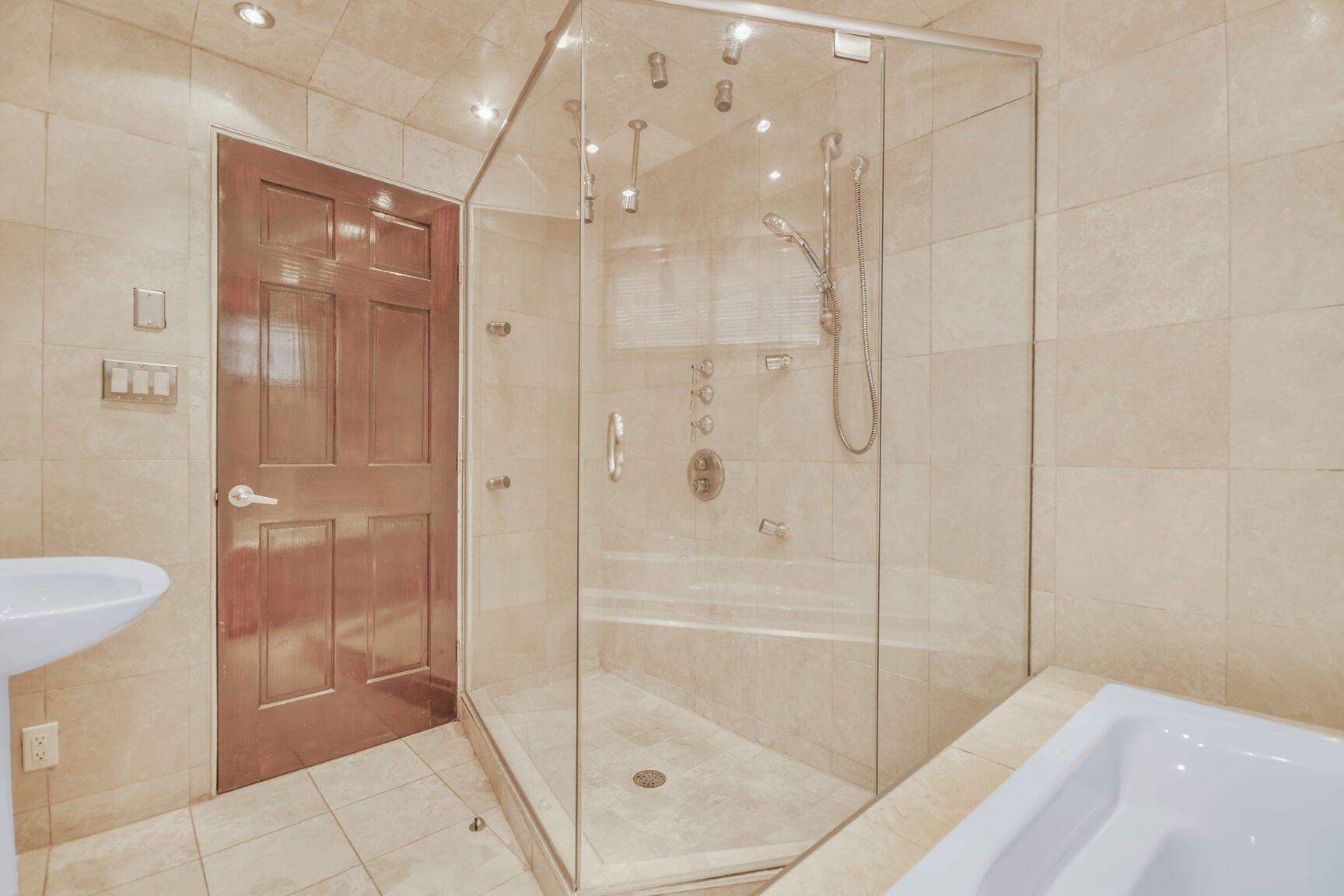 









3165


Rue Diane

,
Terrebonne (Terrebonne),




QC
J6Y1A2

