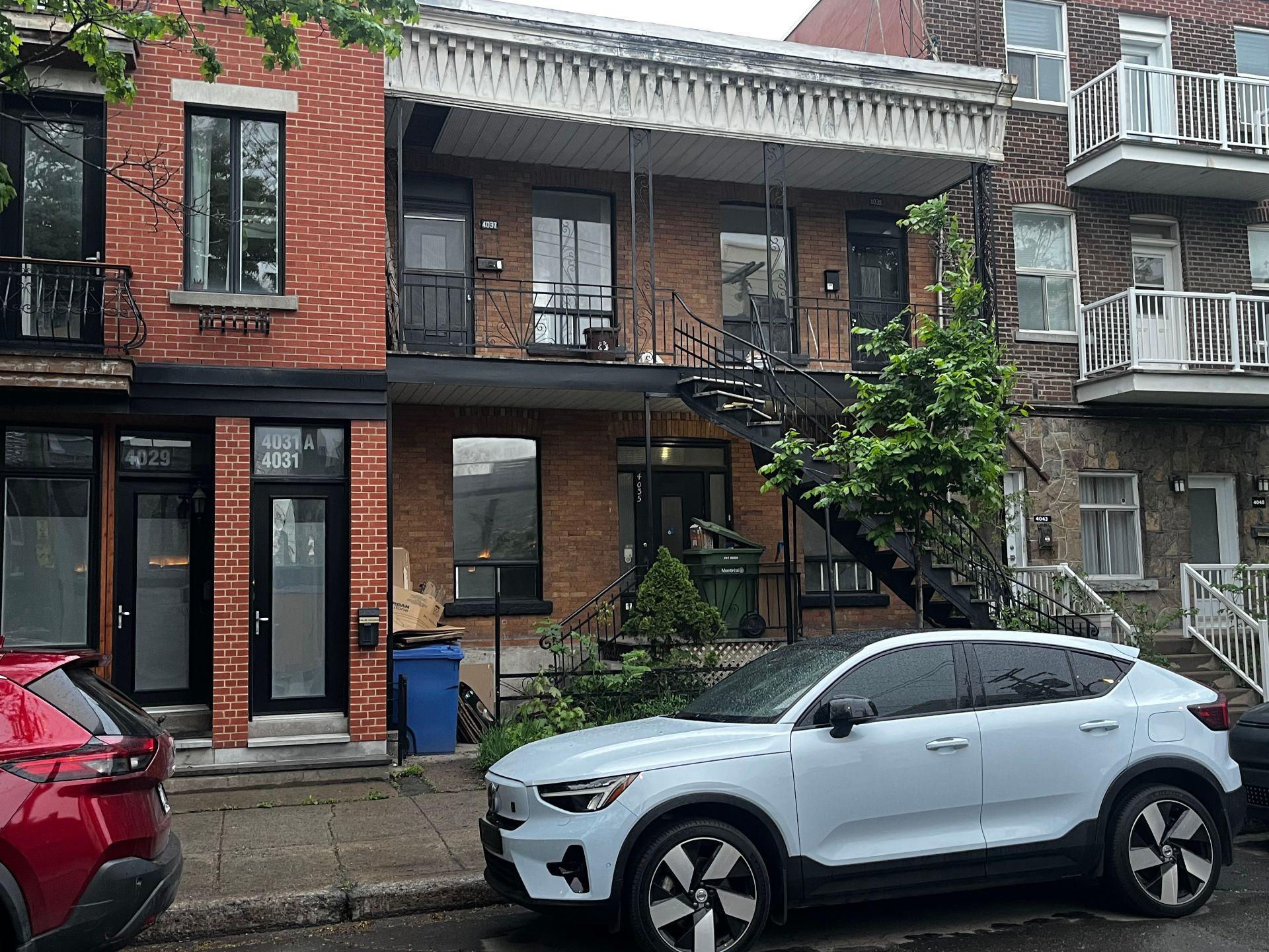 









4035


Rue Dandurand

,
Montréal (Rosemont/La Petite-Patrie),




QC
H1X1R1

