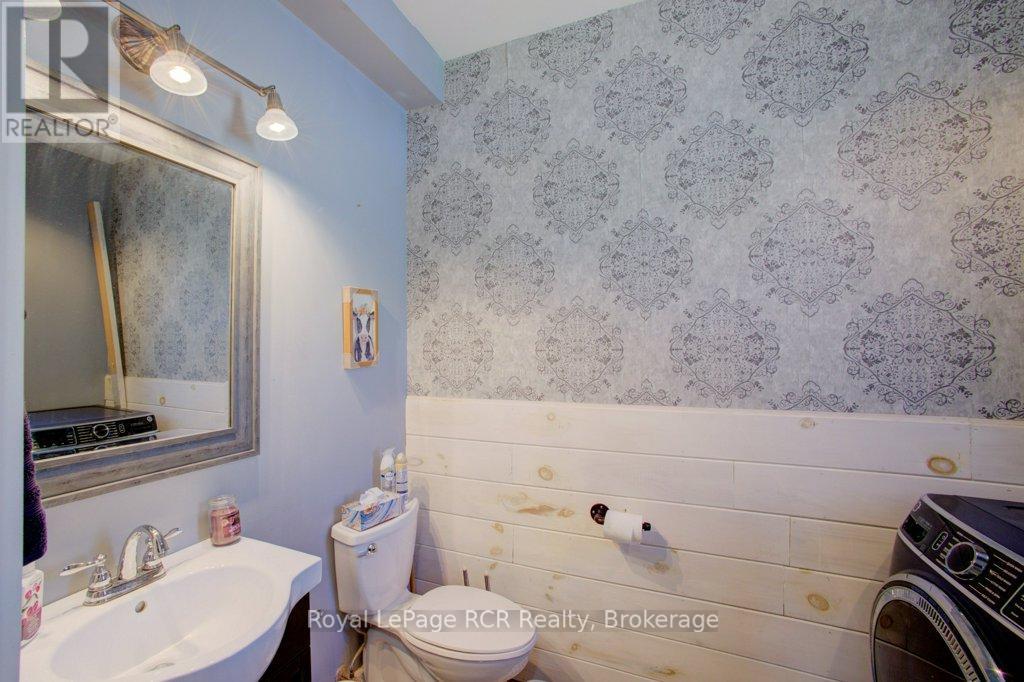 












392047 GREY RD 109 ROAD

,
Southgate,




Ontario
N0G2A0

