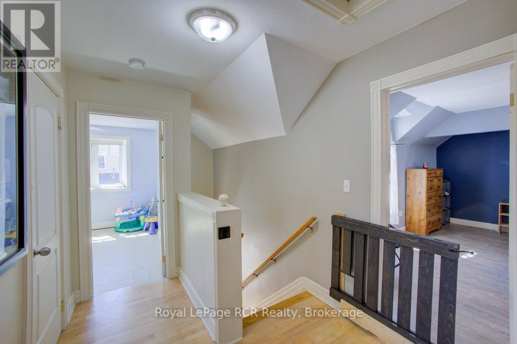 












392047 GREY RD 109 ROAD

,
Southgate,




Ontario
N0G2A0

