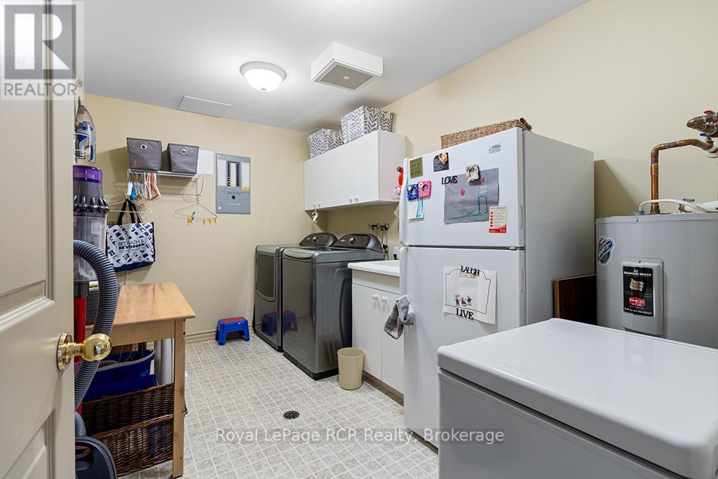 












506 - 2555 3RD AVENUE W

,
Owen Sound,




Ontario
N4K6T8

