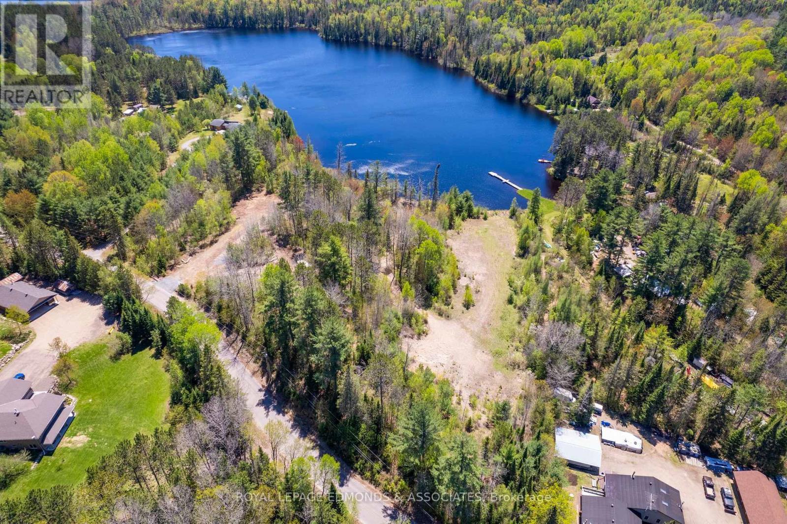 












00 OLD BARRY'S BAY ROAD

,
Madawaska Valley,







Ontario
K0J1B0

