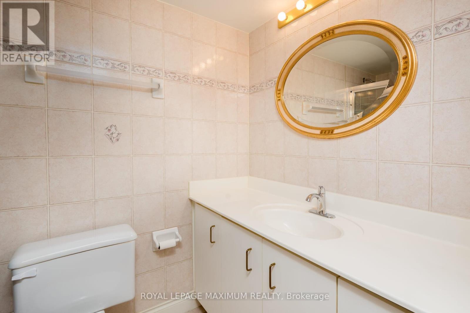 












404 - 121 WOODBRIDGE AVENUE

,
Vaughan,




Ontario
L4L9E3

