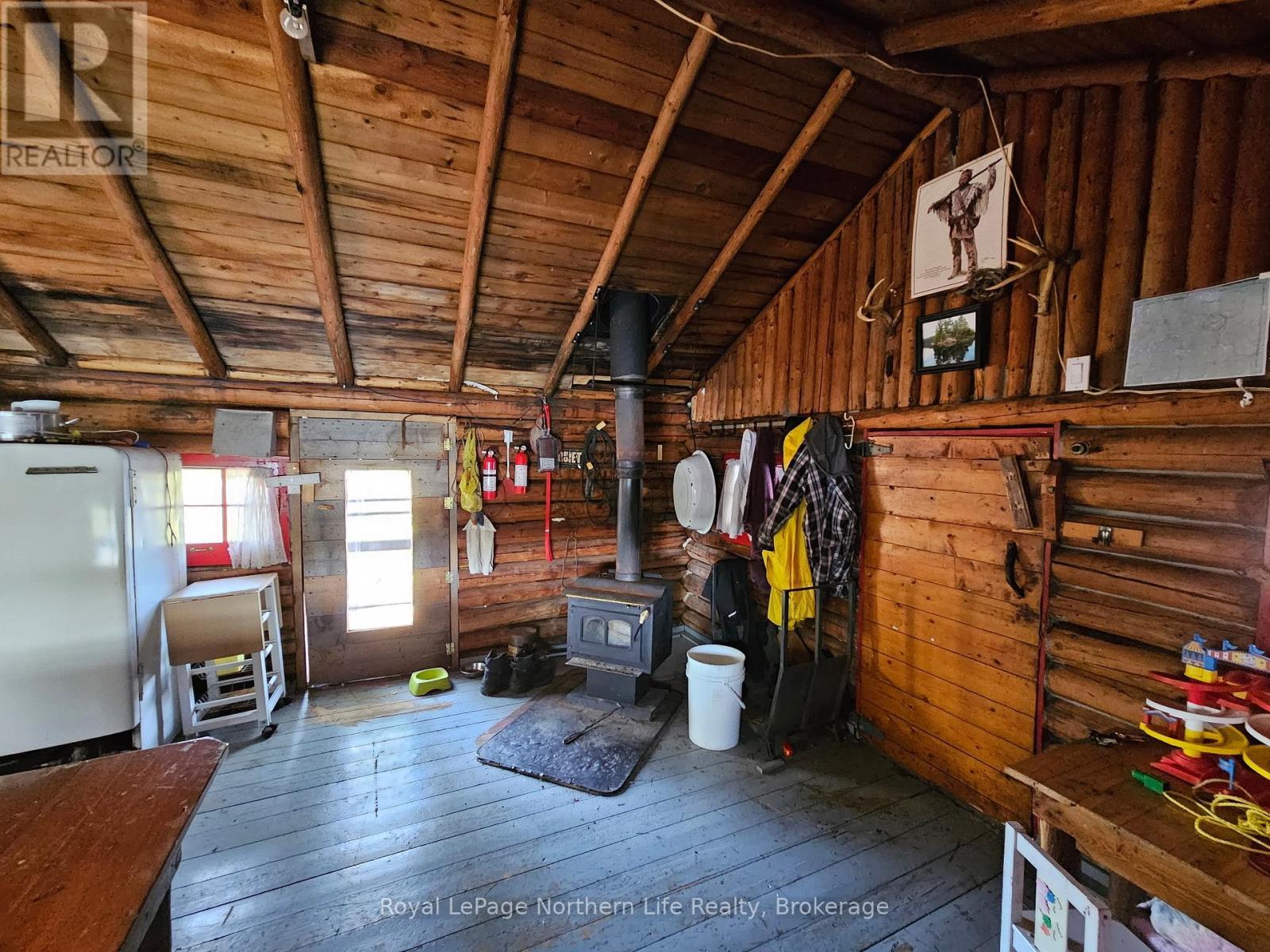












16 HANSEN LAKE ISLAND A ISLAND

,
Temagami,




Ontario
P0J1N0

