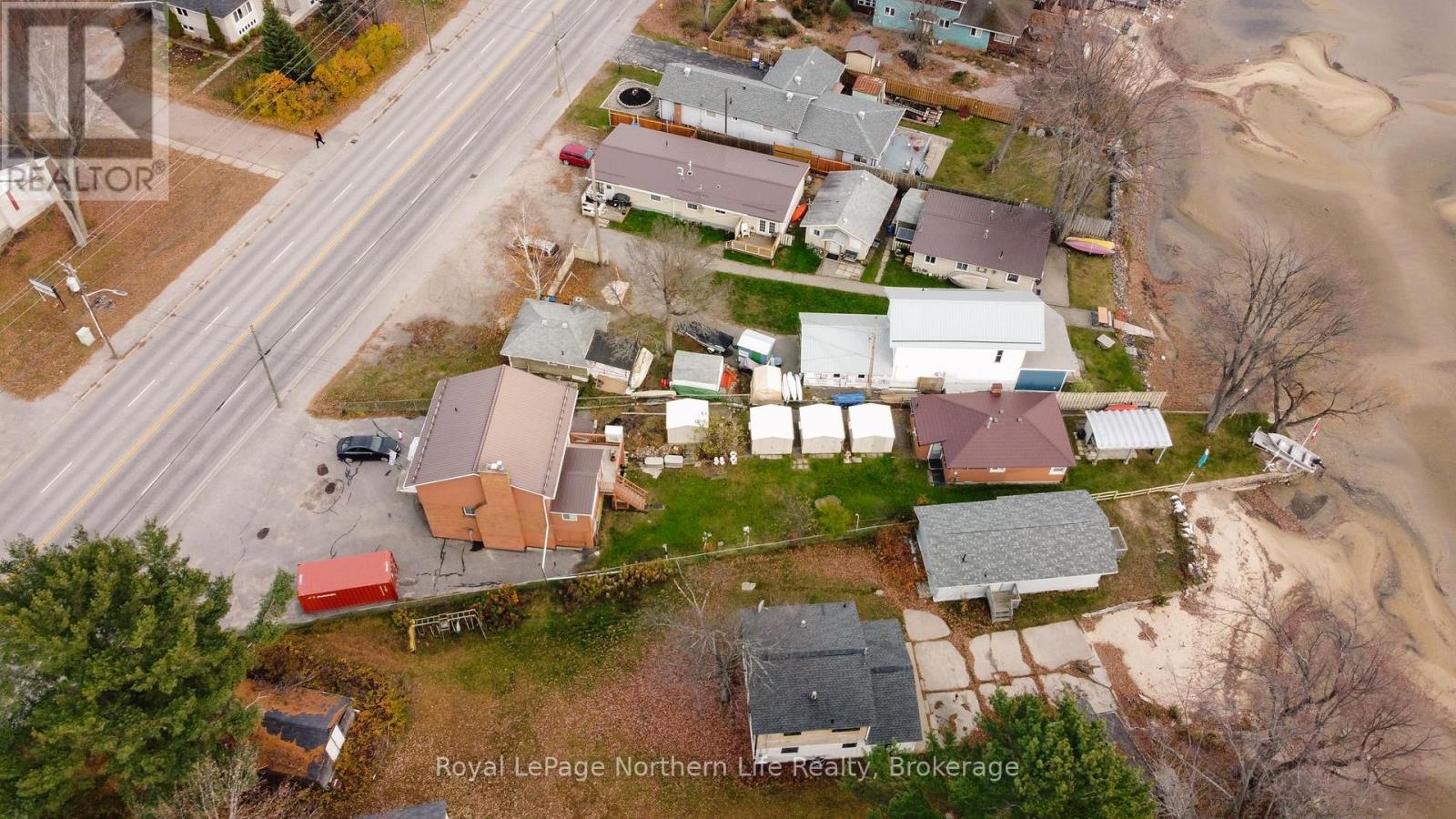 












653 LAKESHORE DRIVE

,
North Bay (Ferris),




Ontario
P1A2G1

