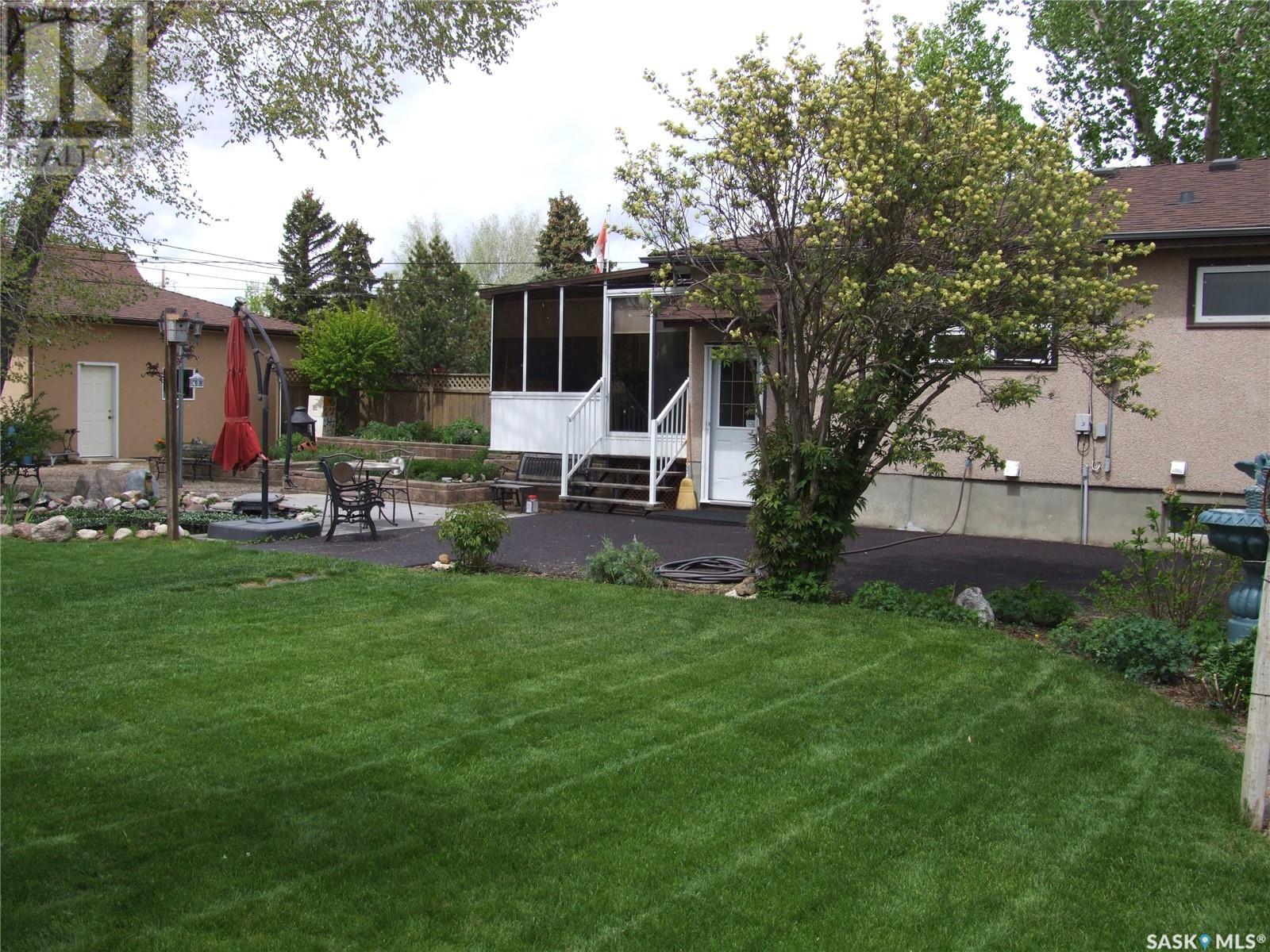 












449 Martin STREET

,
Burstall,




Saskatchewan
S0N0H0

