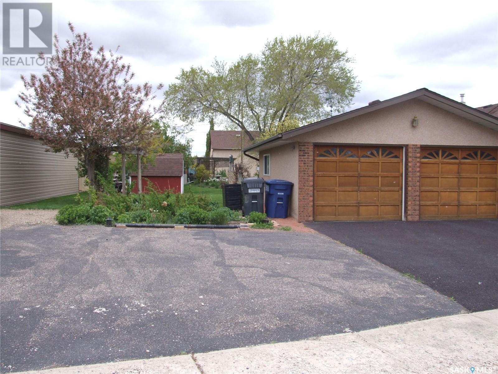 












449 Martin STREET

,
Burstall,




Saskatchewan
S0N0H0

