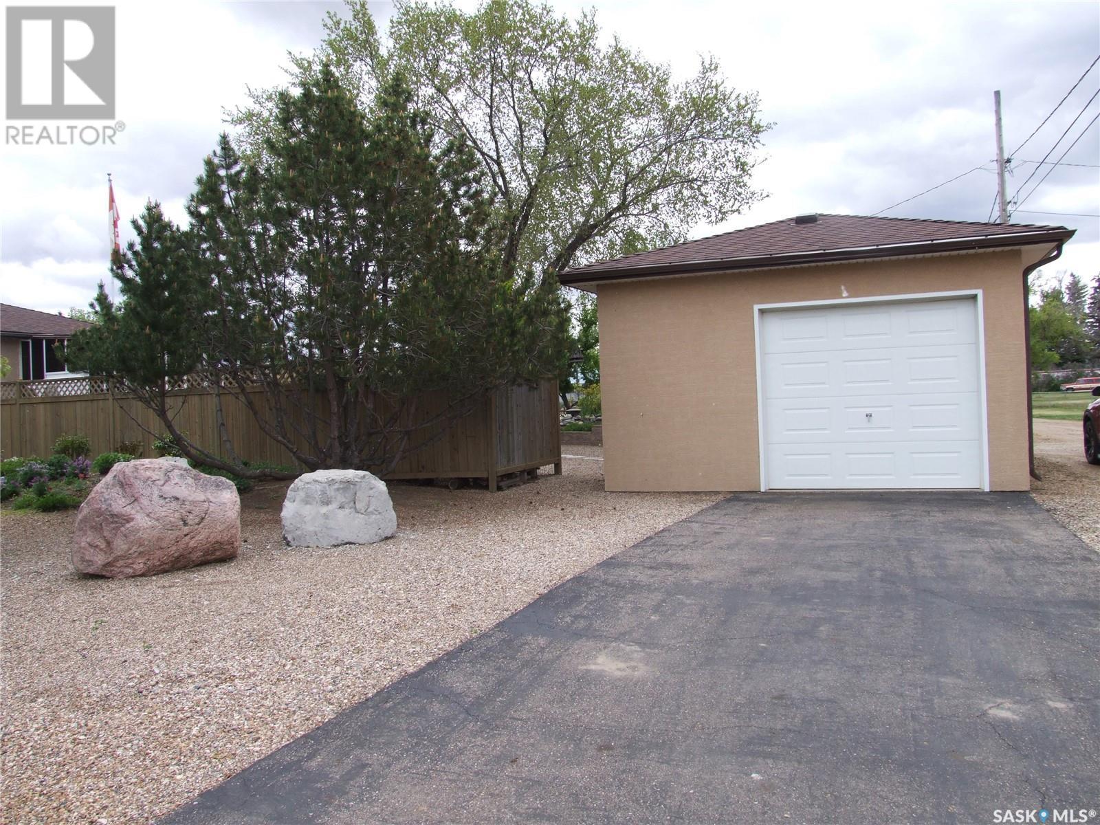 












449 Martin STREET

,
Burstall,




Saskatchewan
S0N0H0

