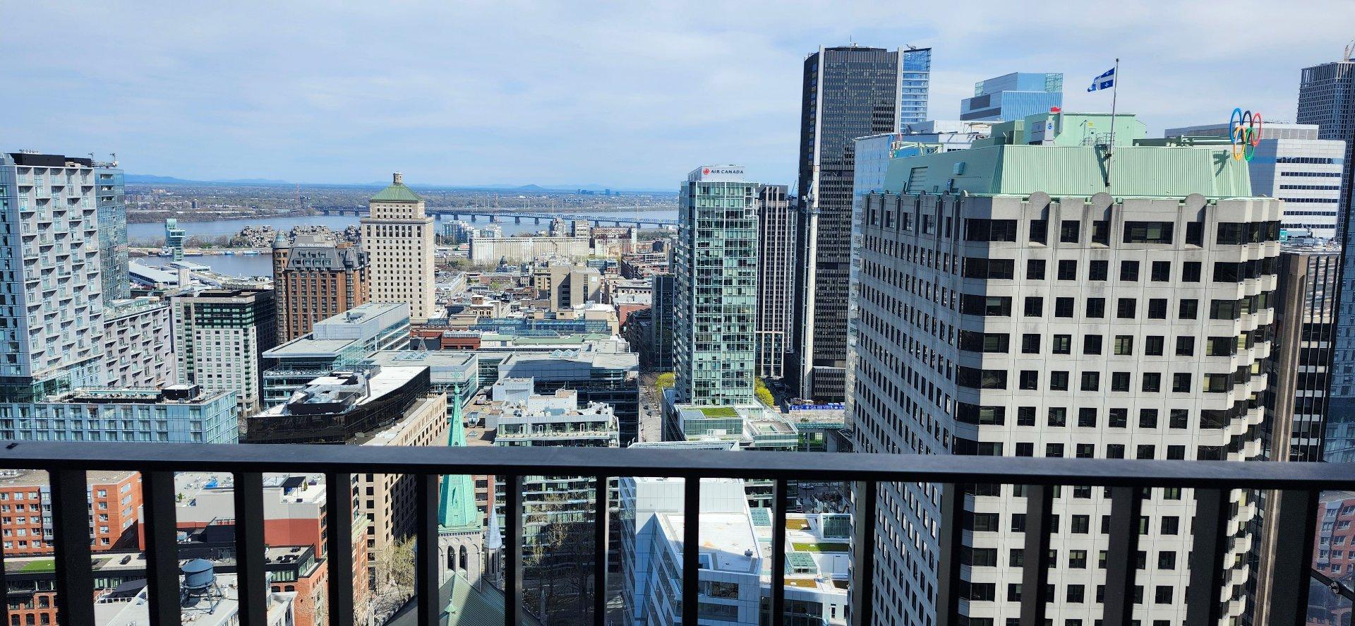 









1205


Place Phillips

, 3101,
Montréal (Ville-Marie),




QC
H3B0H3

