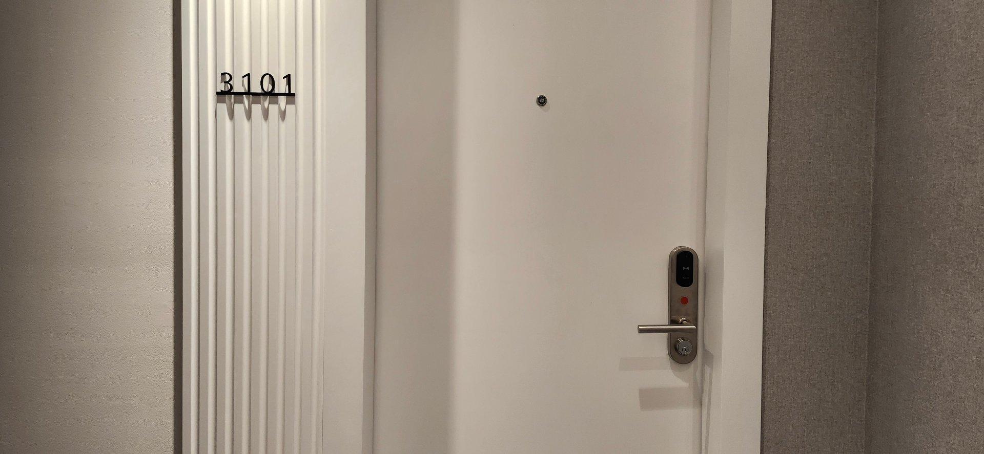 









1205


Place Phillips

, 3101,
Montréal (Ville-Marie),




QC
H3B0H3

