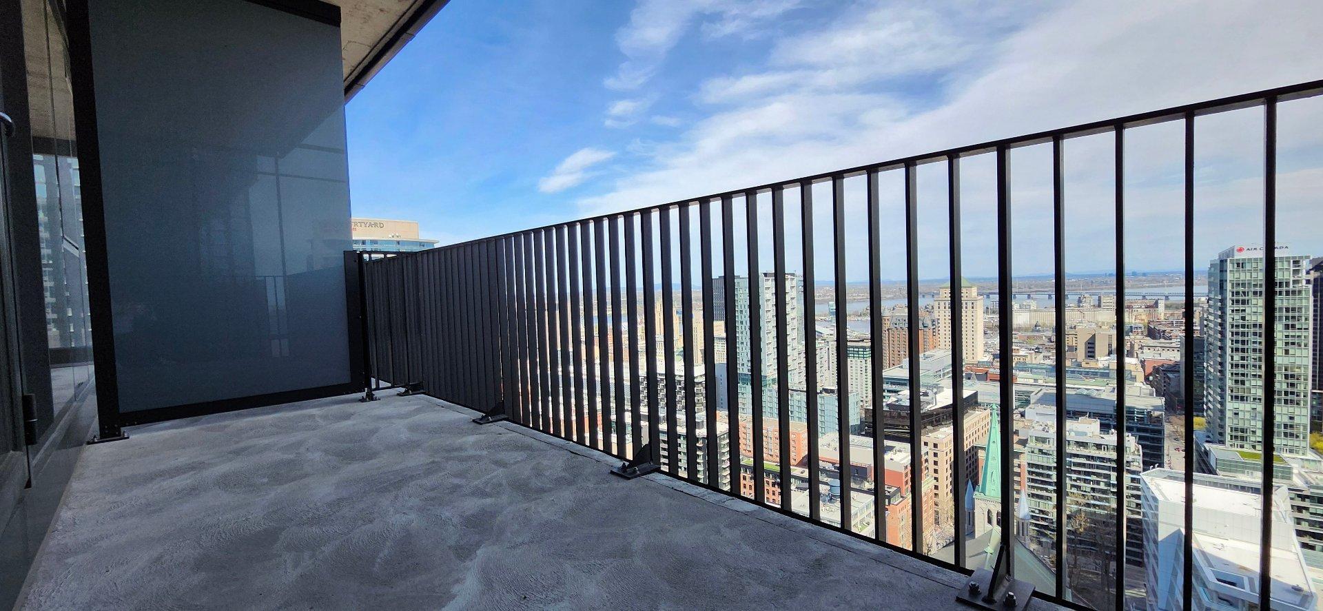 









1205


Place Phillips

, 3101,
Montréal (Ville-Marie),




QC
H3B0H3

