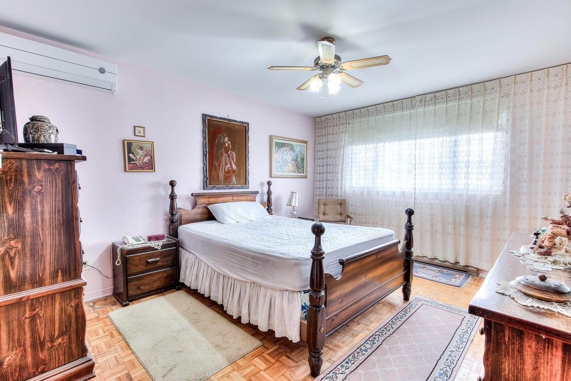 









4705


Rue Anderson

,
Laval (Chomedey),




QC
H7W4Y8

