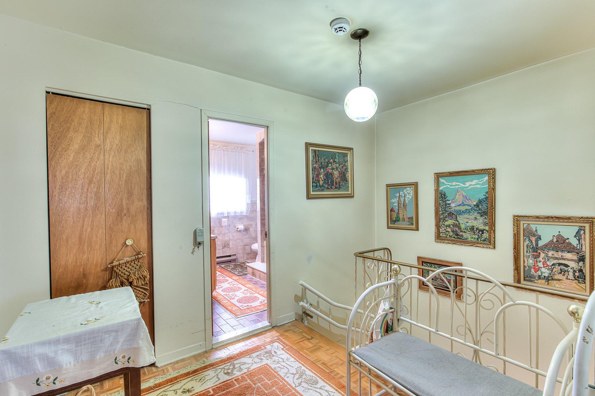 









4705


Rue Anderson

,
Laval (Chomedey),




QC
H7W4Y8

