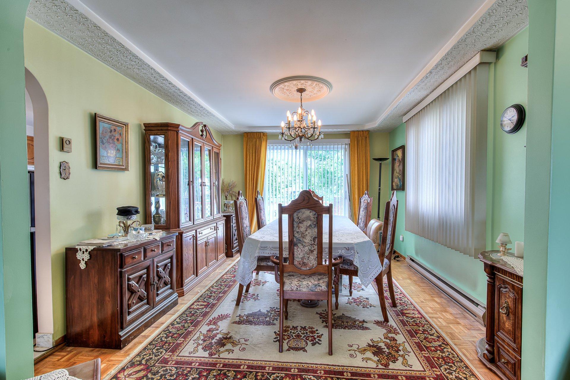









4705


Rue Anderson

,
Laval (Chomedey),




QC
H7W4Y8

