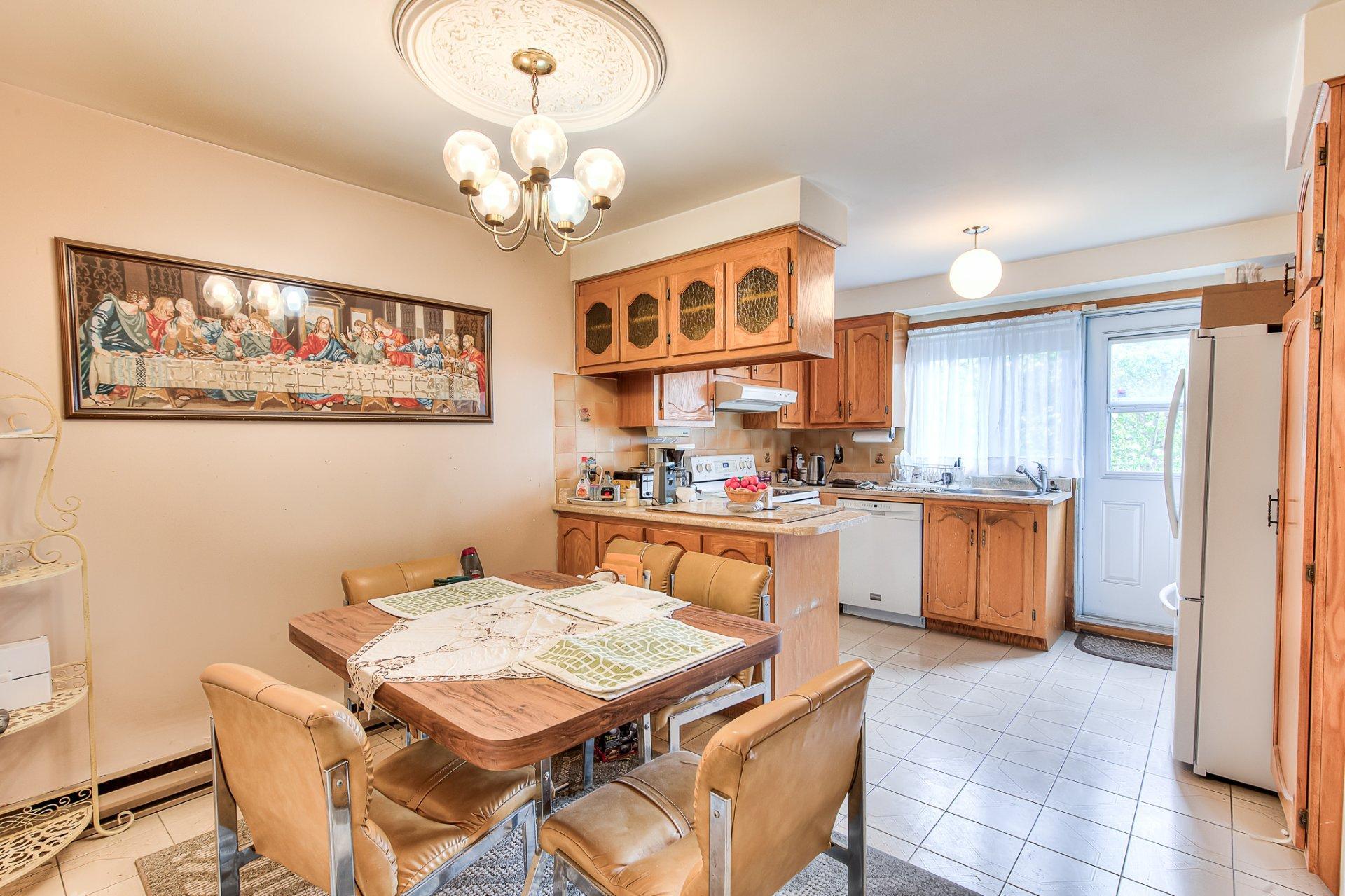 









4705


Rue Anderson

,
Laval (Chomedey),




QC
H7W4Y8

