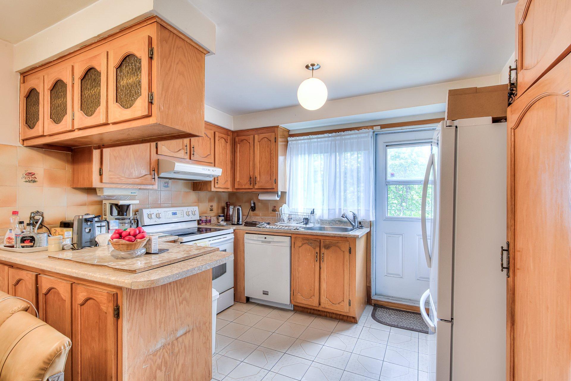









4705


Rue Anderson

,
Laval (Chomedey),




QC
H7W4Y8

