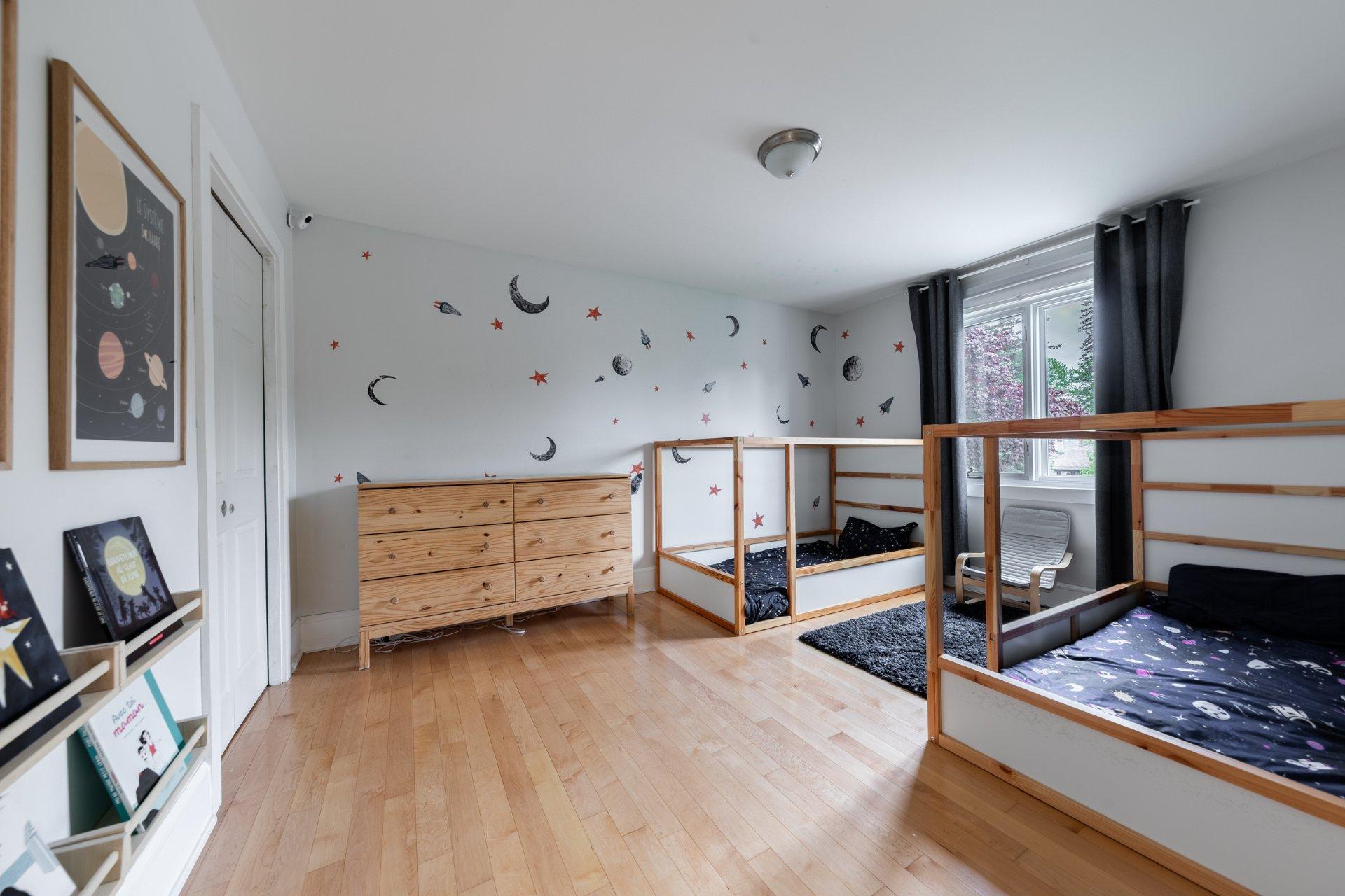 









193


Rue Boulanger

,
Saint-Bruno-de-Montarville,




QC
J3V2C2

