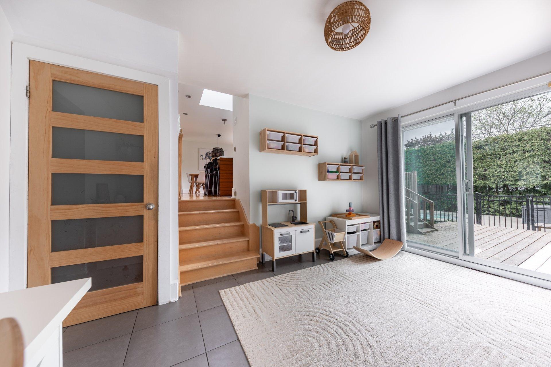 









193


Rue Boulanger

,
Saint-Bruno-de-Montarville,




QC
J3V2C2

