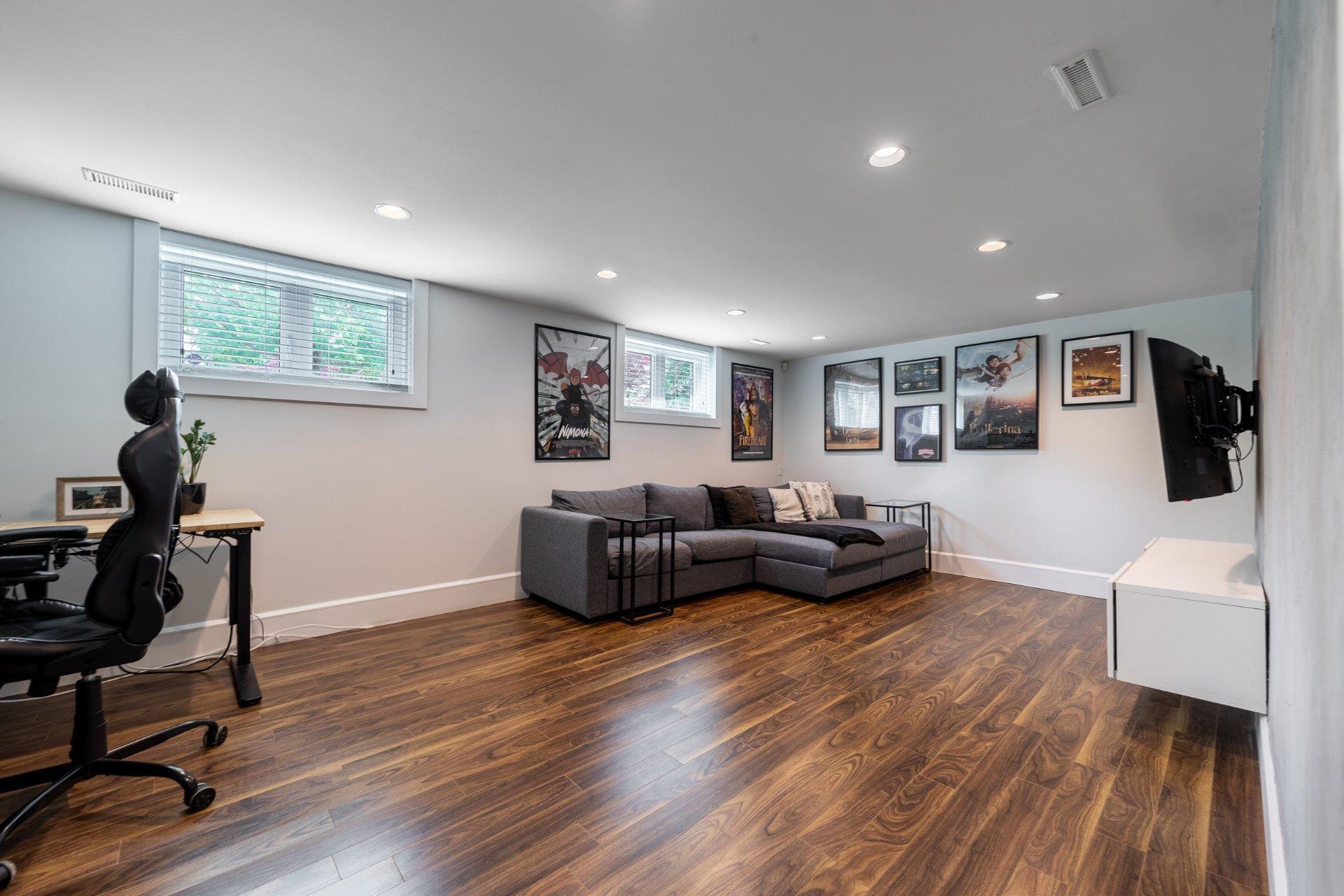 









193


Rue Boulanger

,
Saint-Bruno-de-Montarville,




QC
J3V2C2

