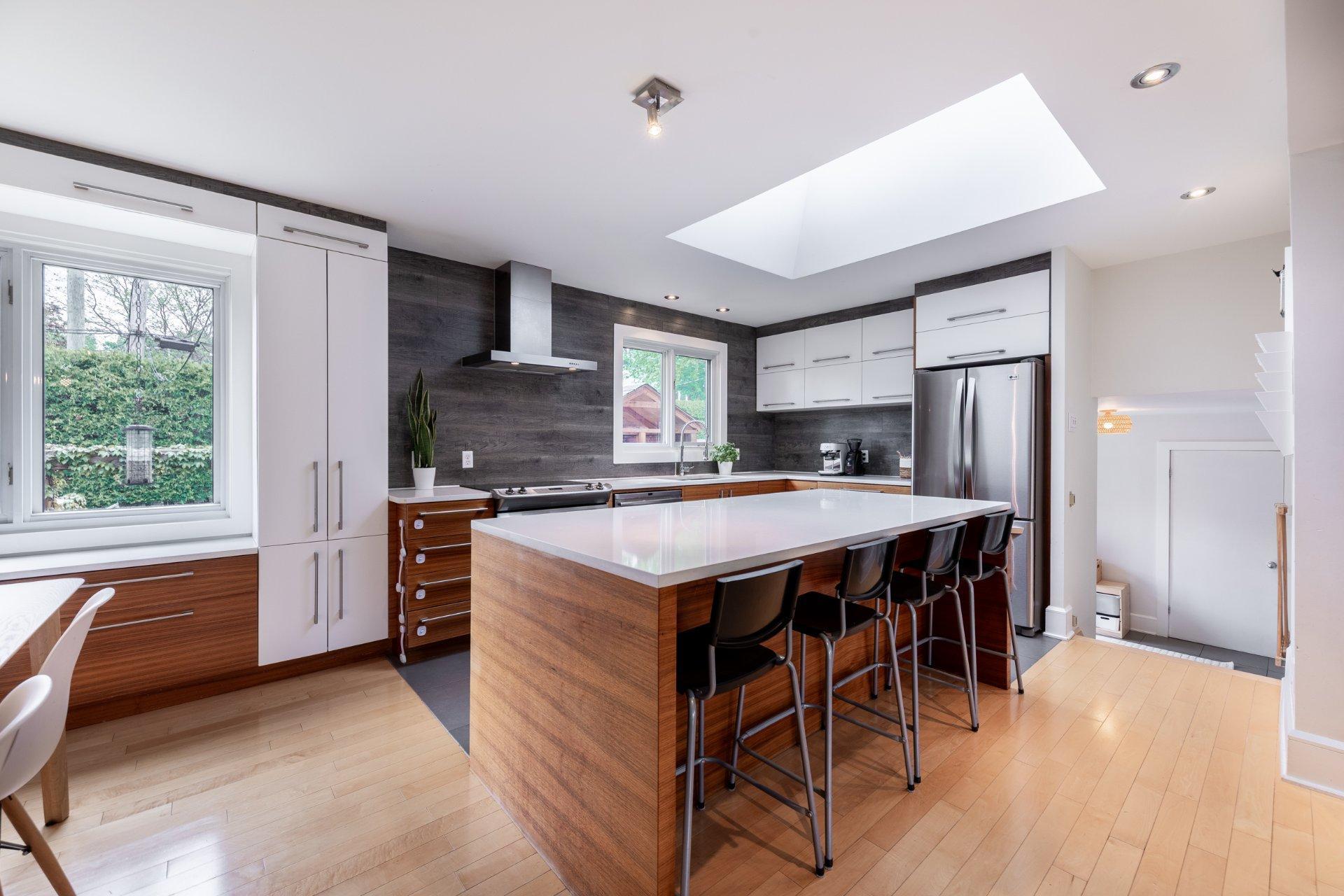 









193


Rue Boulanger

,
Saint-Bruno-de-Montarville,




QC
J3V2C2


