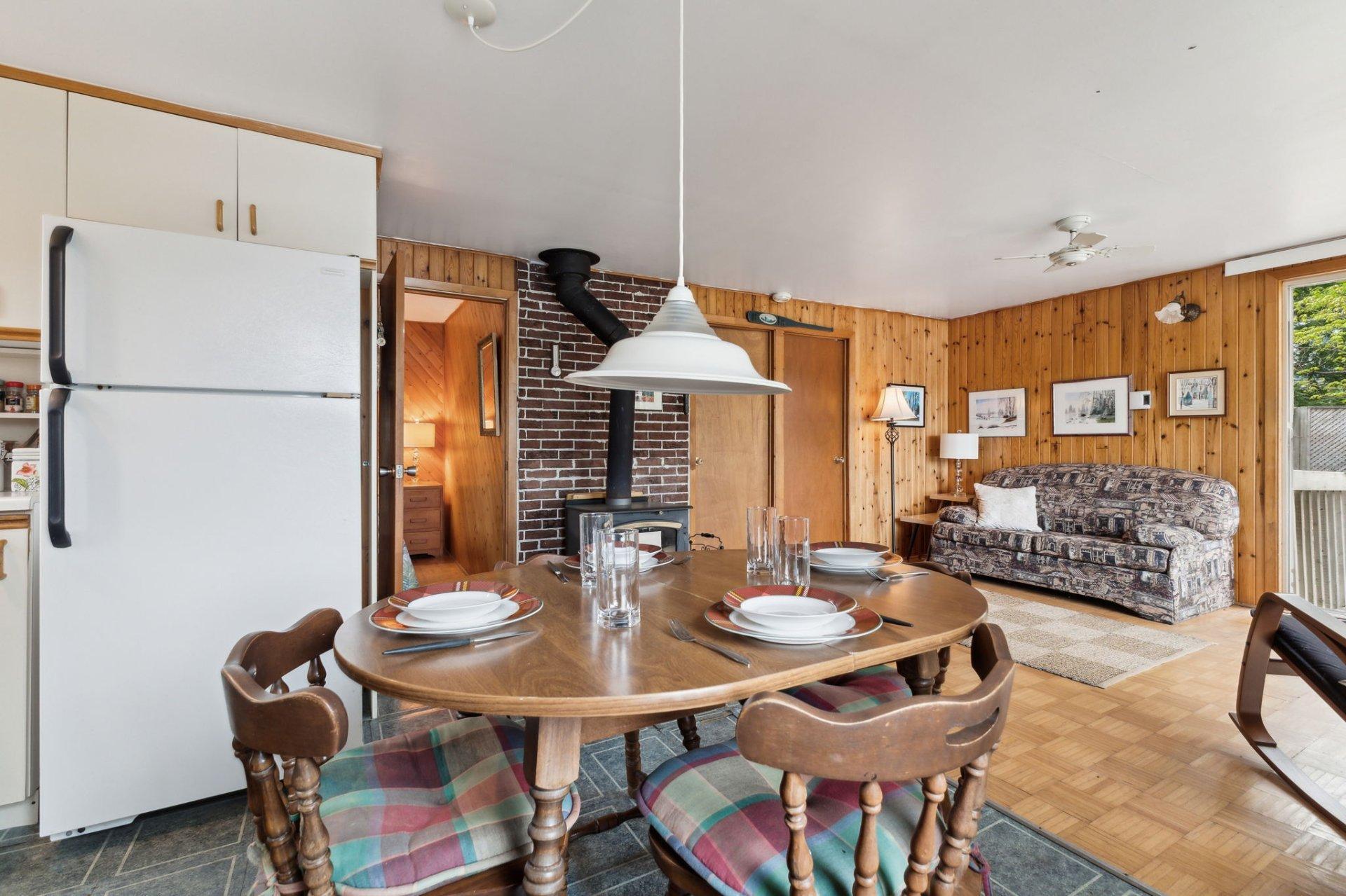 









2397


Ch. Victor-Beauchemin

,
Mont-Blanc,




QC
J0T2G0

