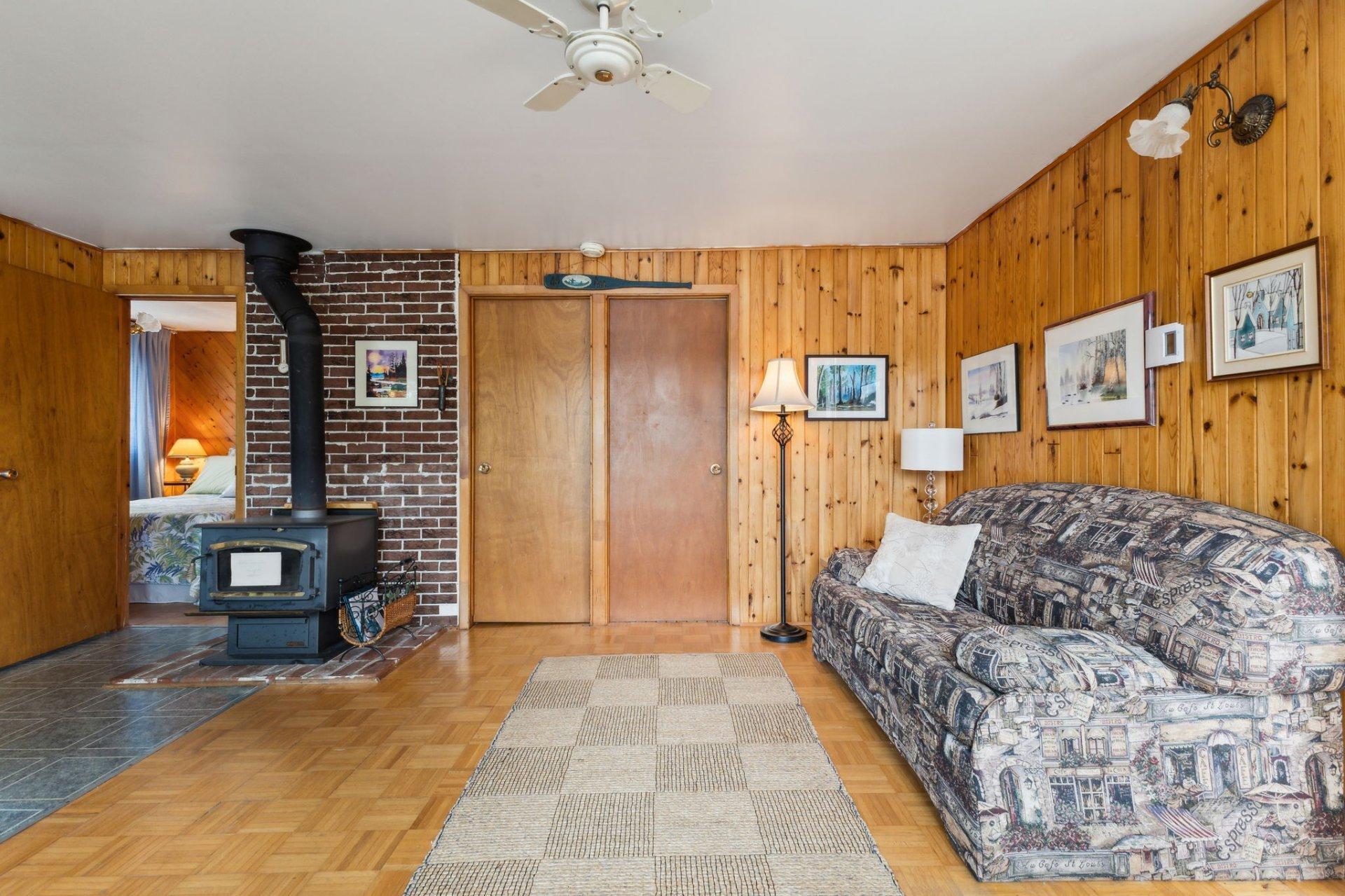 









2397


Ch. Victor-Beauchemin

,
Mont-Blanc,




QC
J0T2G0

