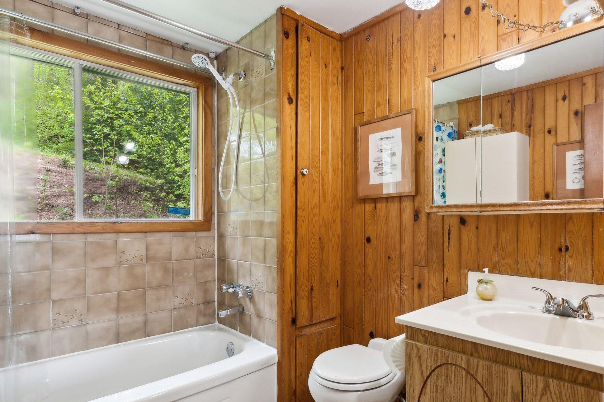 









2397


Ch. Victor-Beauchemin

,
Mont-Blanc,




QC
J0T2G0

