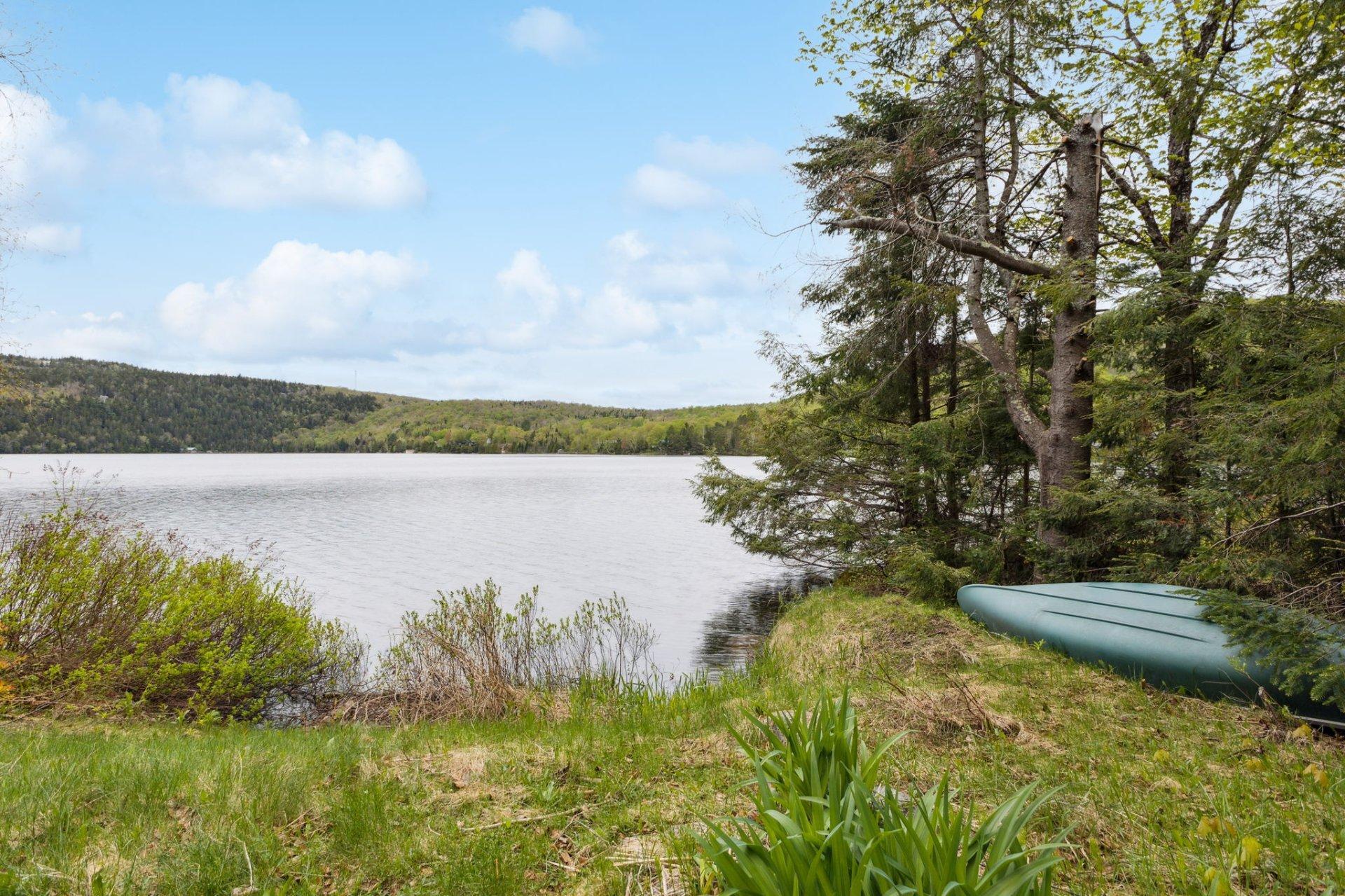 









2397


Ch. Victor-Beauchemin

,
Mont-Blanc,




QC
J0T2G0

