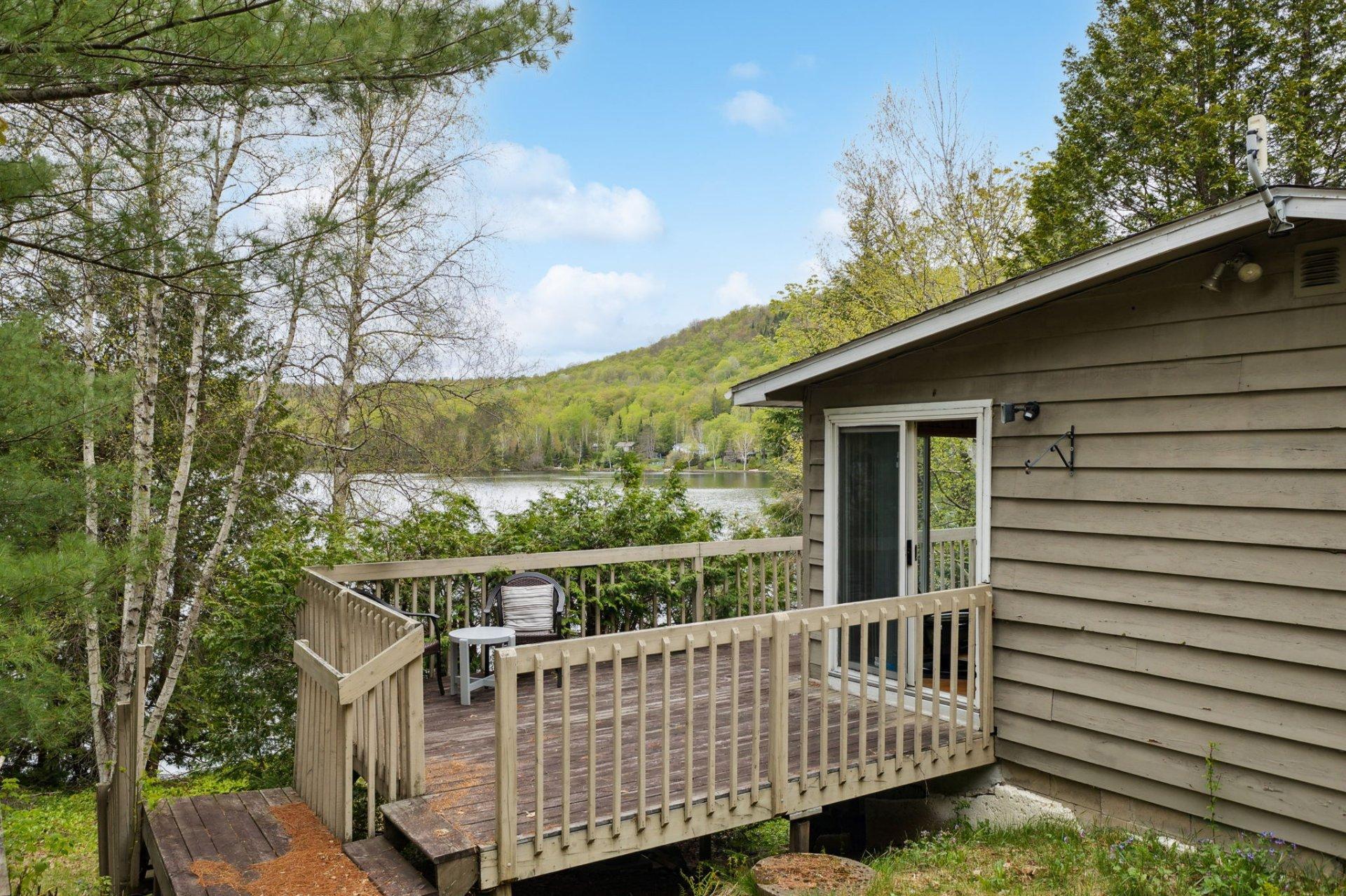 









2397


Ch. Victor-Beauchemin

,
Mont-Blanc,




QC
J0T2G0

