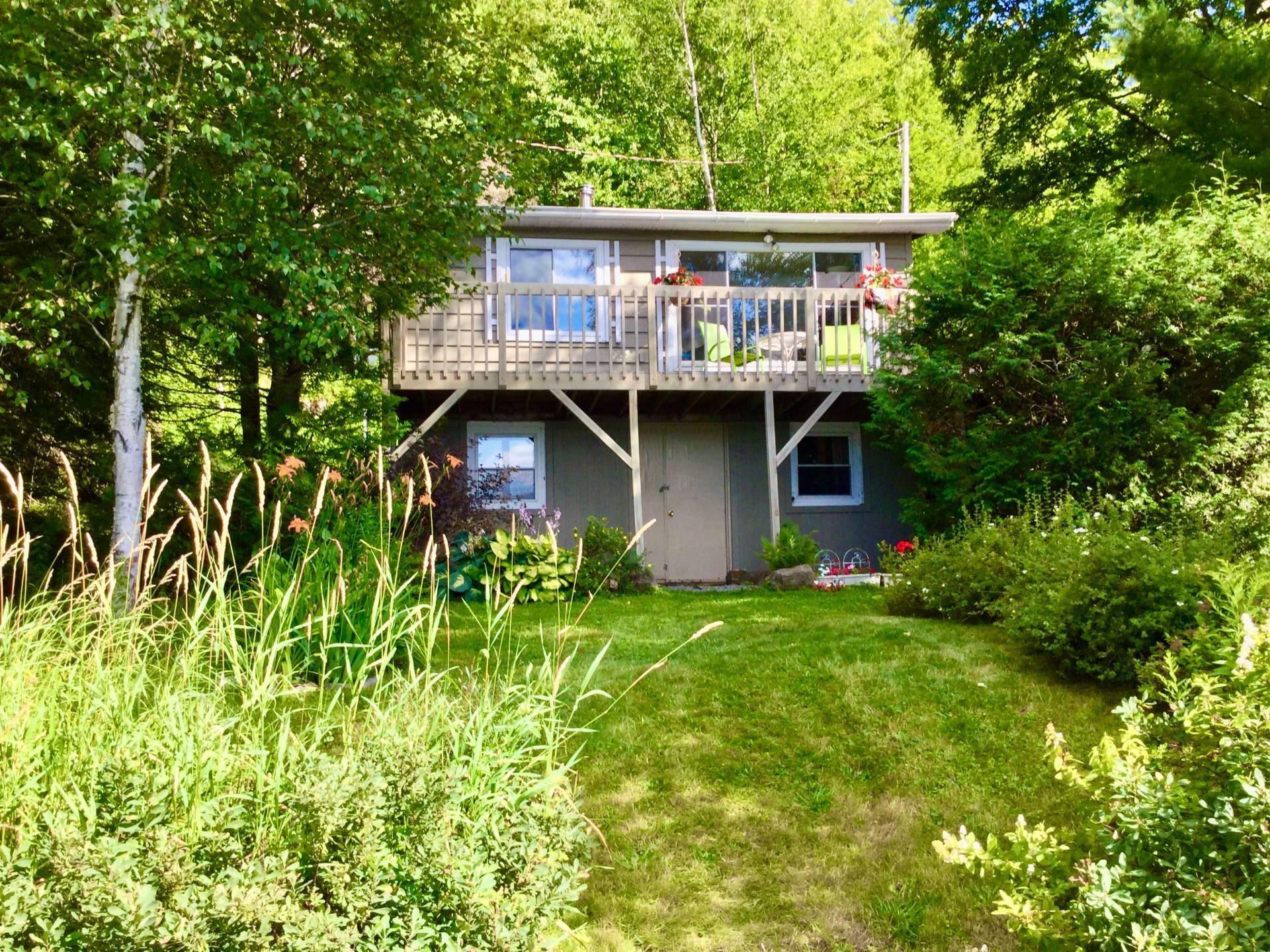 









2397


Ch. Victor-Beauchemin

,
Mont-Blanc,




QC
J0T2G0

