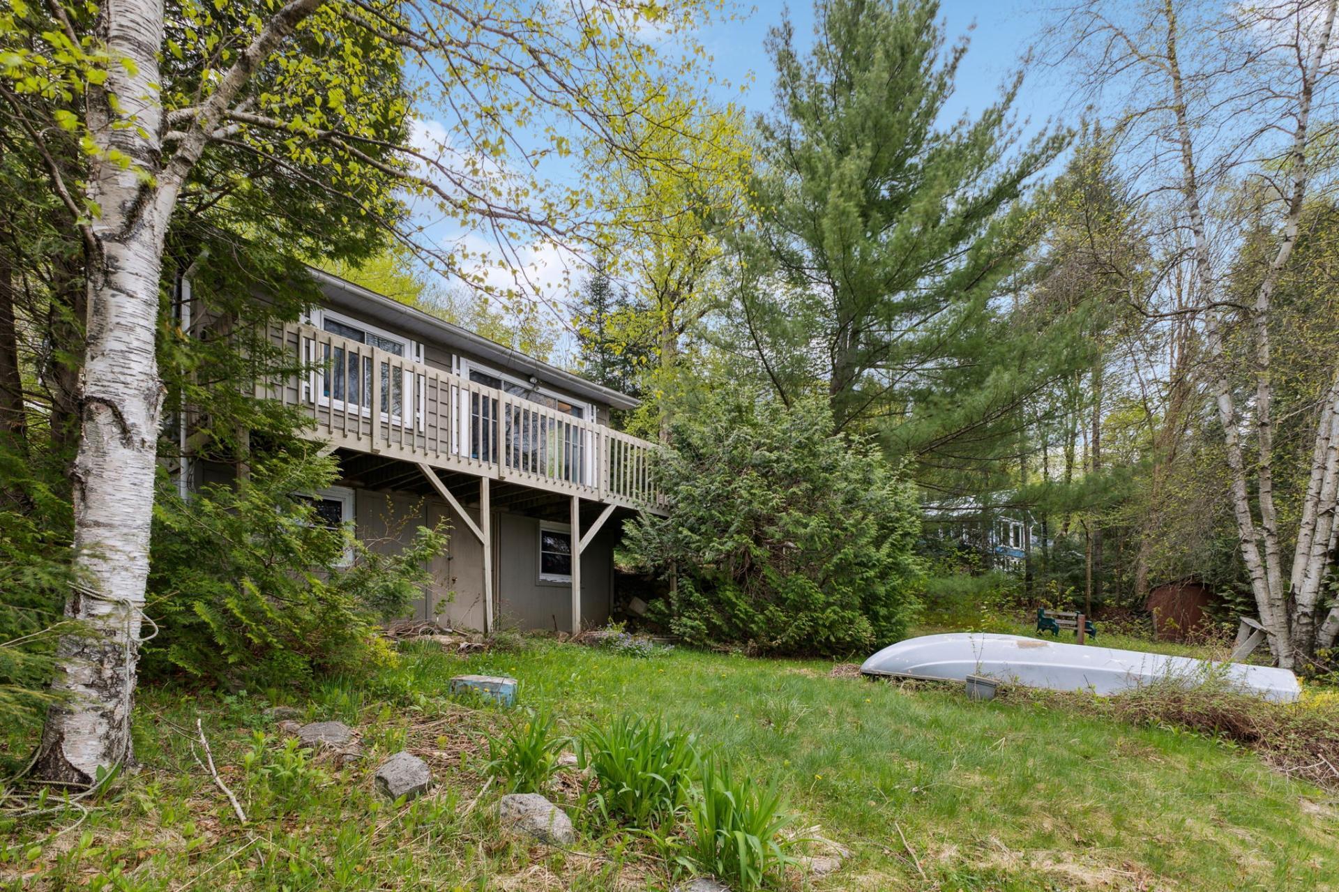 









2397


Ch. Victor-Beauchemin

,
Mont-Blanc,




QC
J0T2G0

