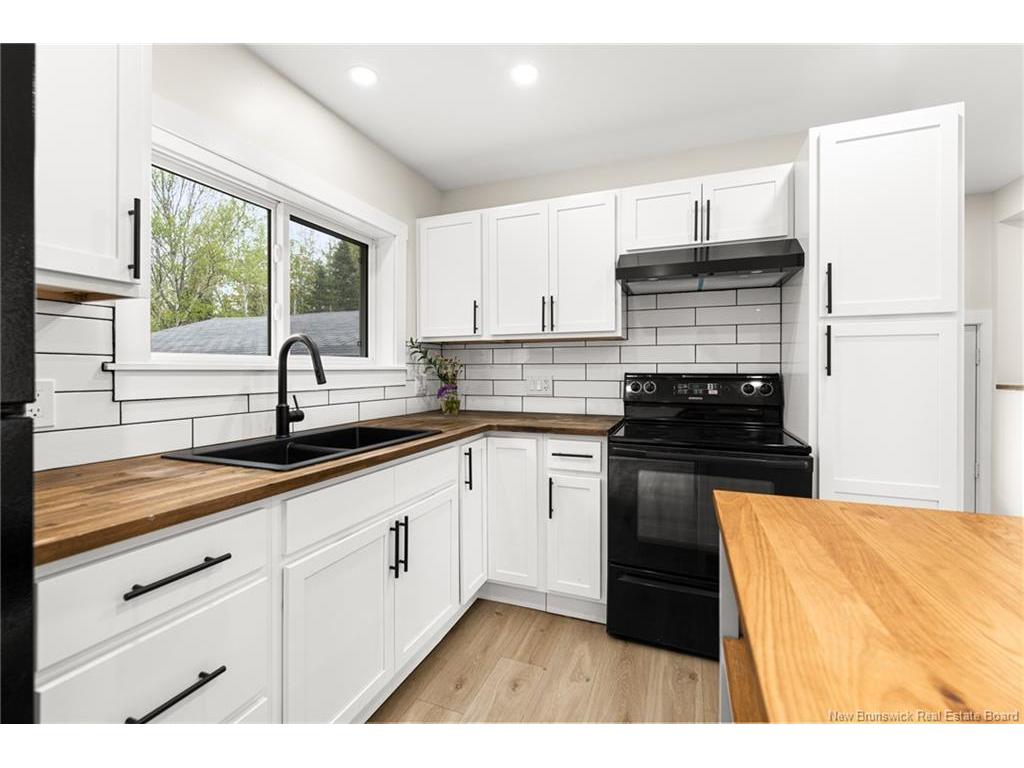 









2057


Route 112

,
Upper Coverdale,




NB
E1J 1Z5

