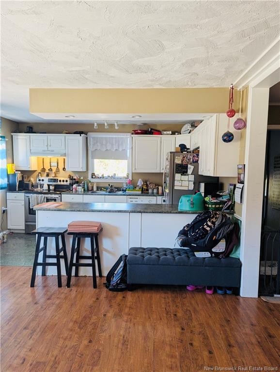 









23


Minnie

RD,
Pennfield,




NB
E5H 2B1

