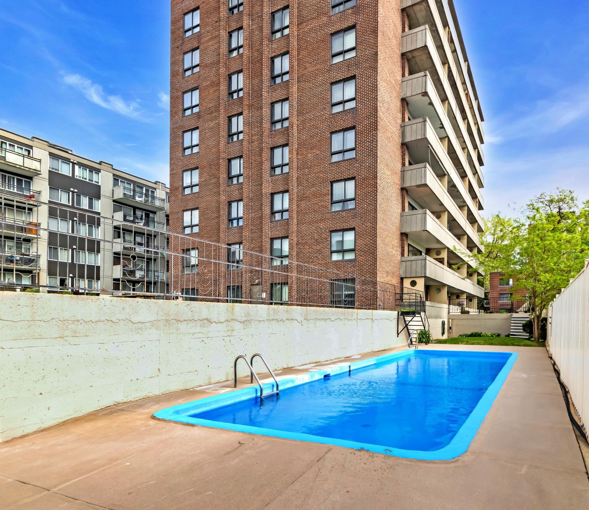 









6


Av. Argyle

, 804,
Saint-Lambert,




QC
J4P2H5

