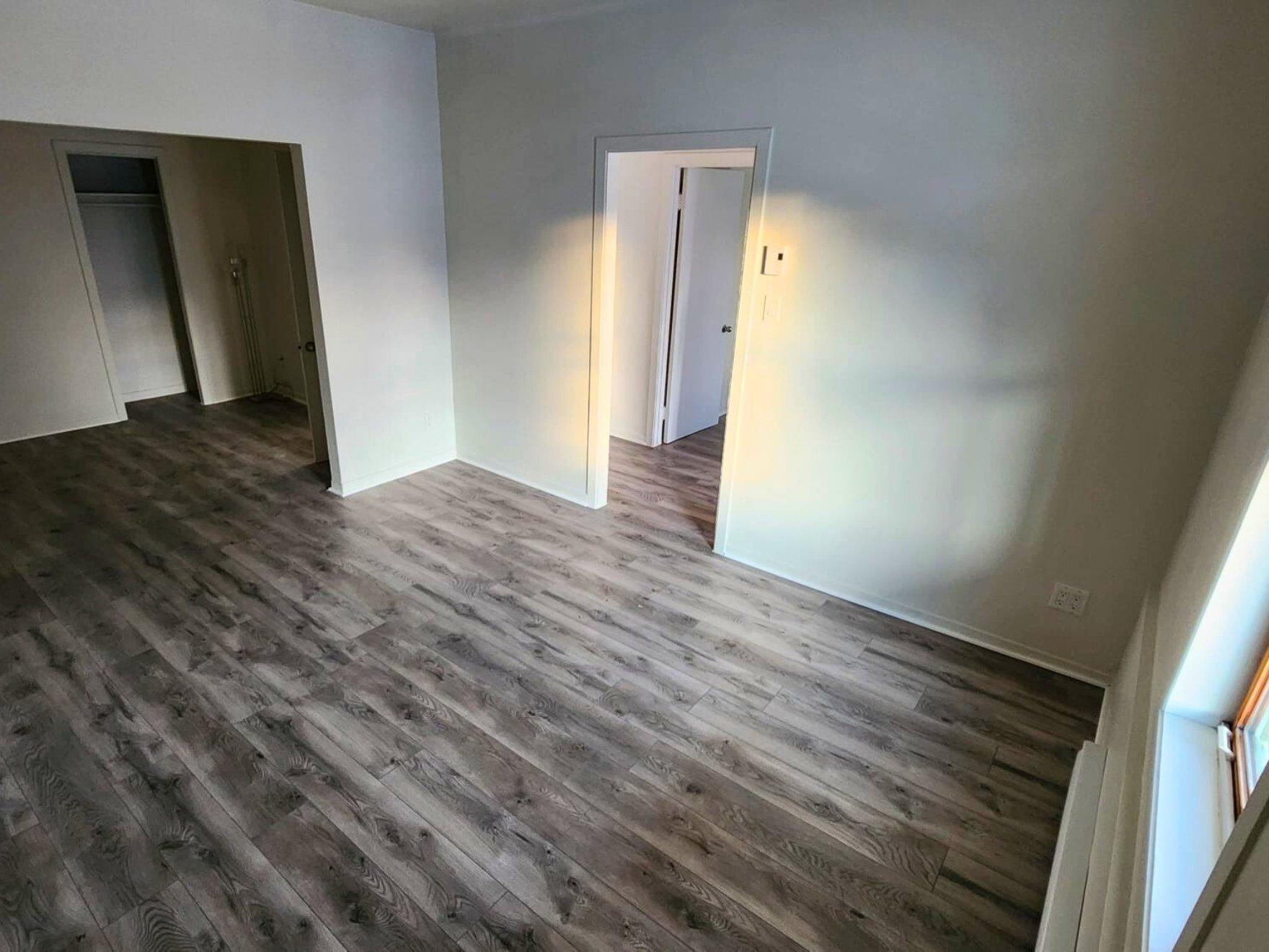 









132


Rue Principale E.

,
Sainte-Agathe-des-Monts,




QC
J8C1K1

