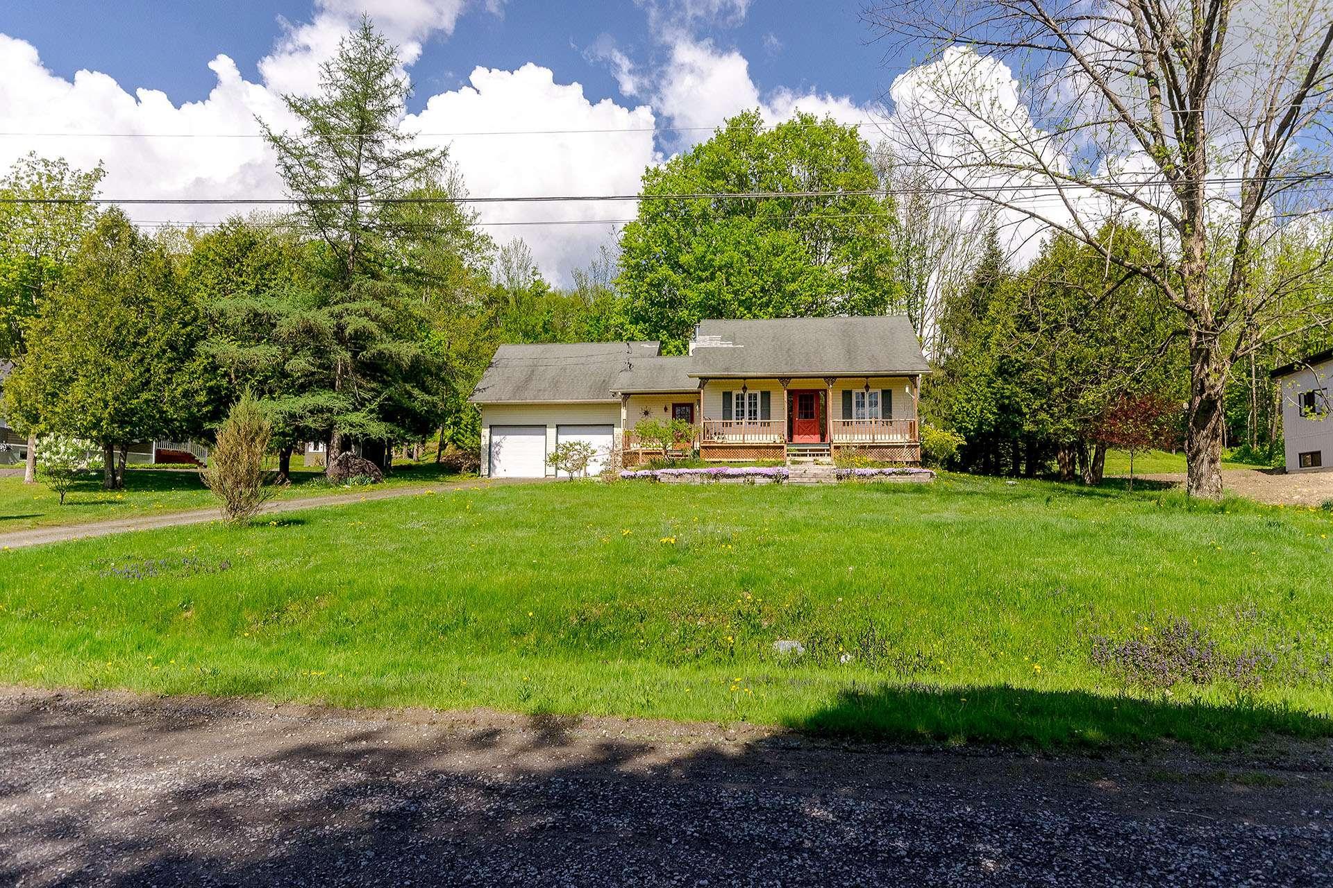 









250


Ch. Harvey

,
Sutton,




QC
J0E2K0

