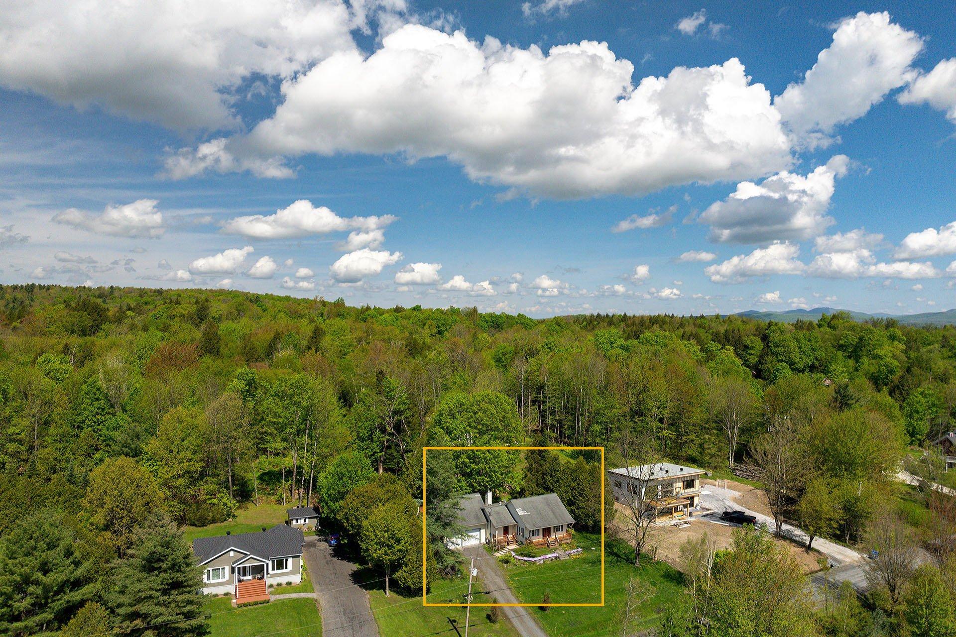 









250


Ch. Harvey

,
Sutton,




QC
J0E2K0

